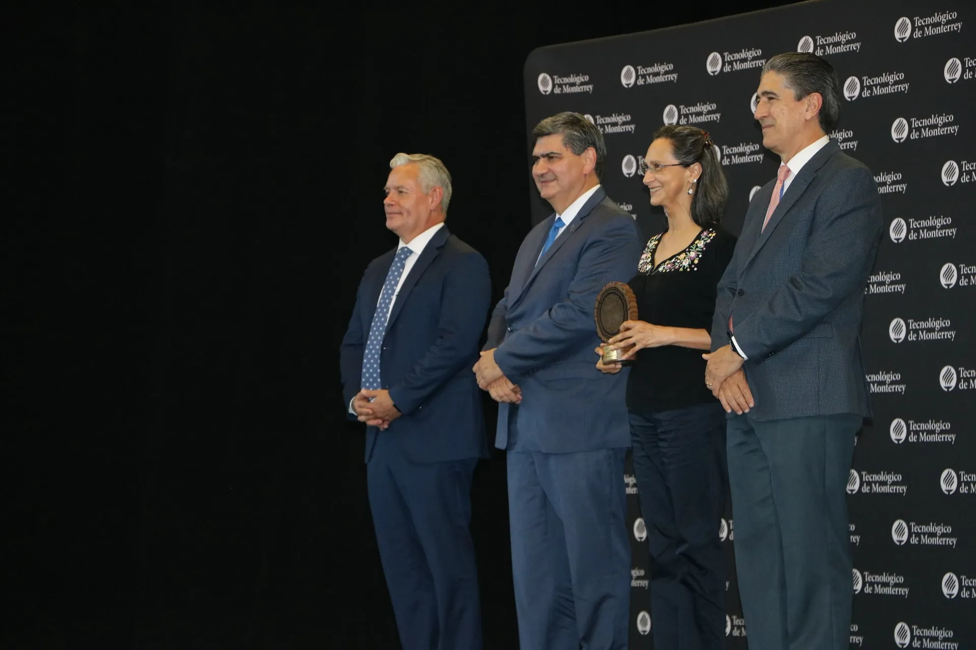 Por su labor en actividades LiFE en campus Mty ¡los premian!