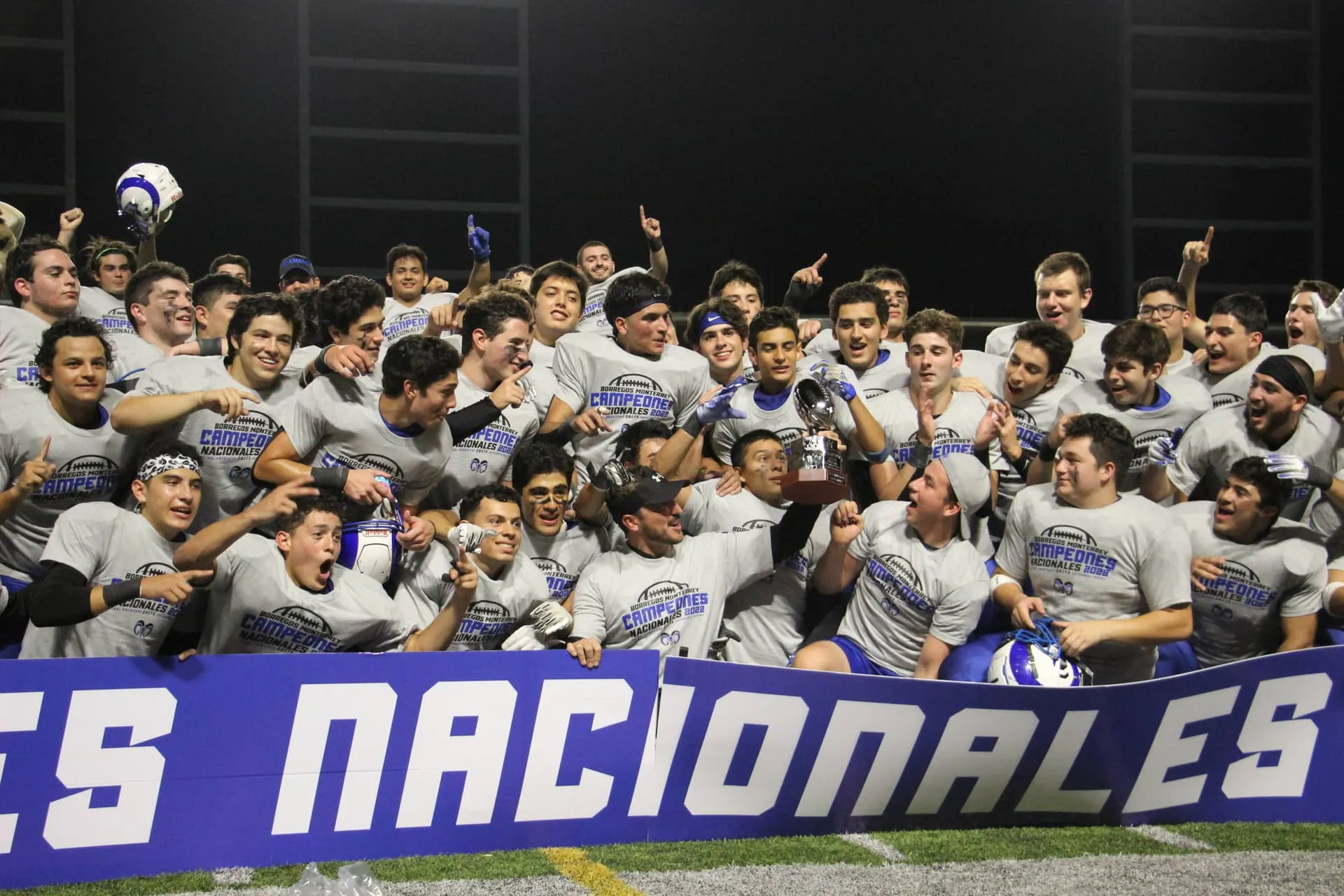 Borregos de PrepaTec Mty son campeones juveniles de ONEFA 