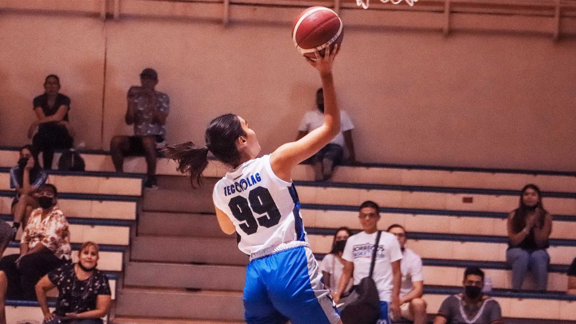 Logra equipo del Tec Laguna título regional en baloncesto