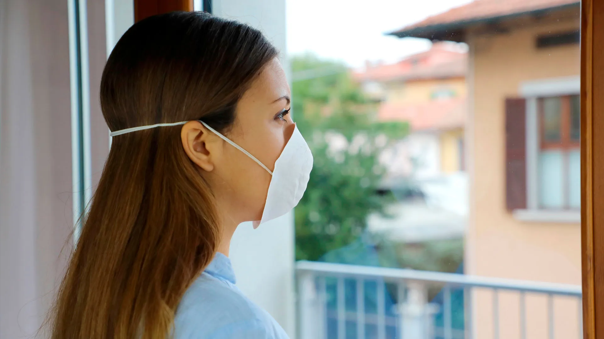 En caso de que resultes positivo a COVID, debes aislarte en tu hogar al menos 7 días, según la recomendación de expertos en salud.