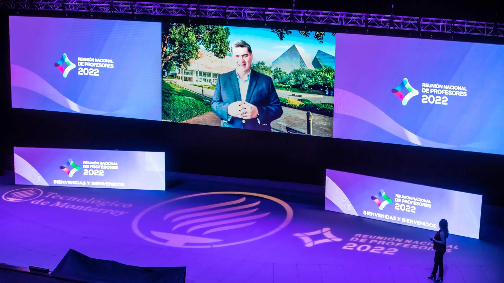 David Garza compartió con los profesores del Tec los avances en investigación, innovación e internacionalización.