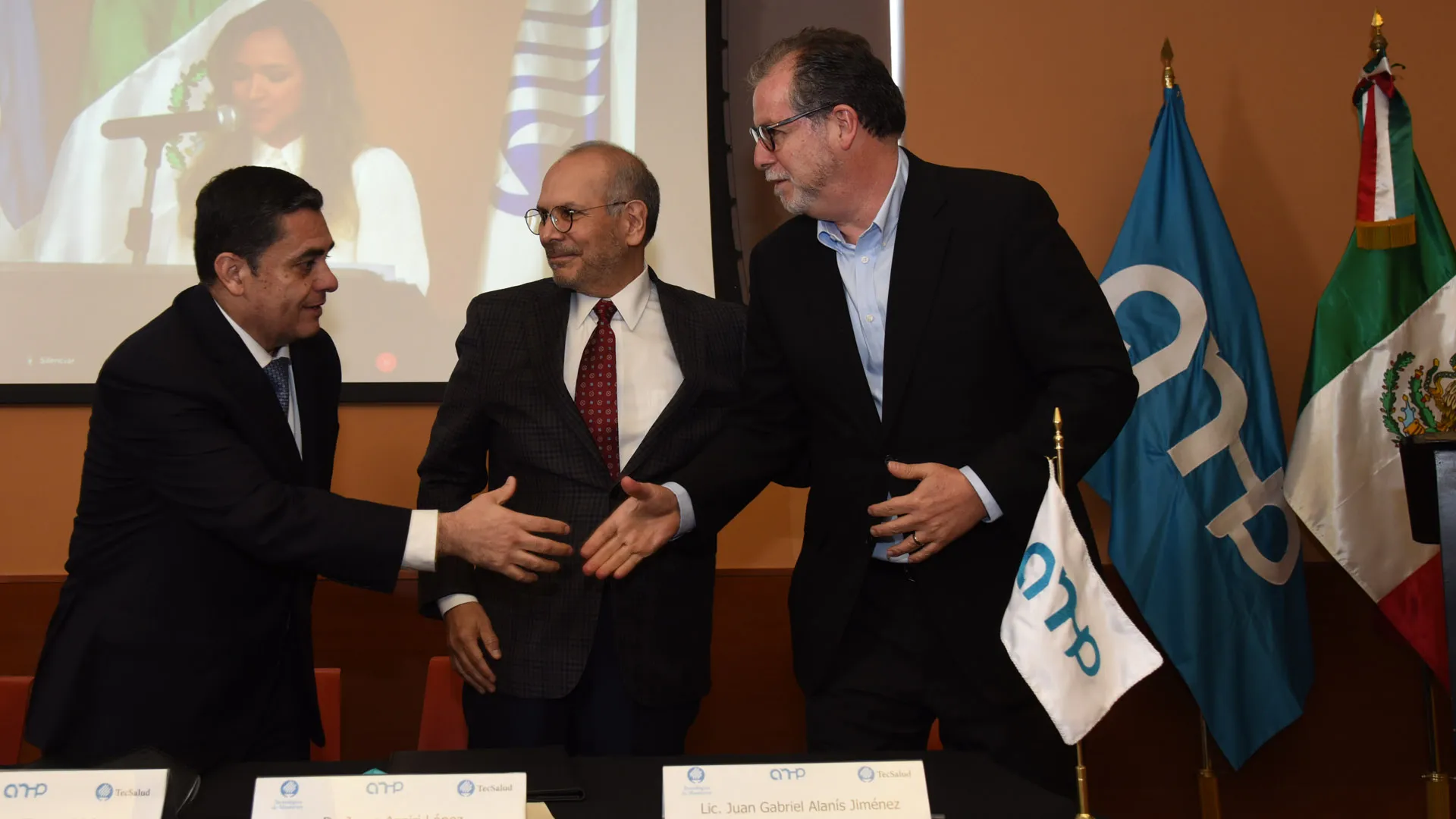 TecSalud se une a la Asociación Nacional de Hospitales Privados para impulsar la excelencia en el sector médico privado.