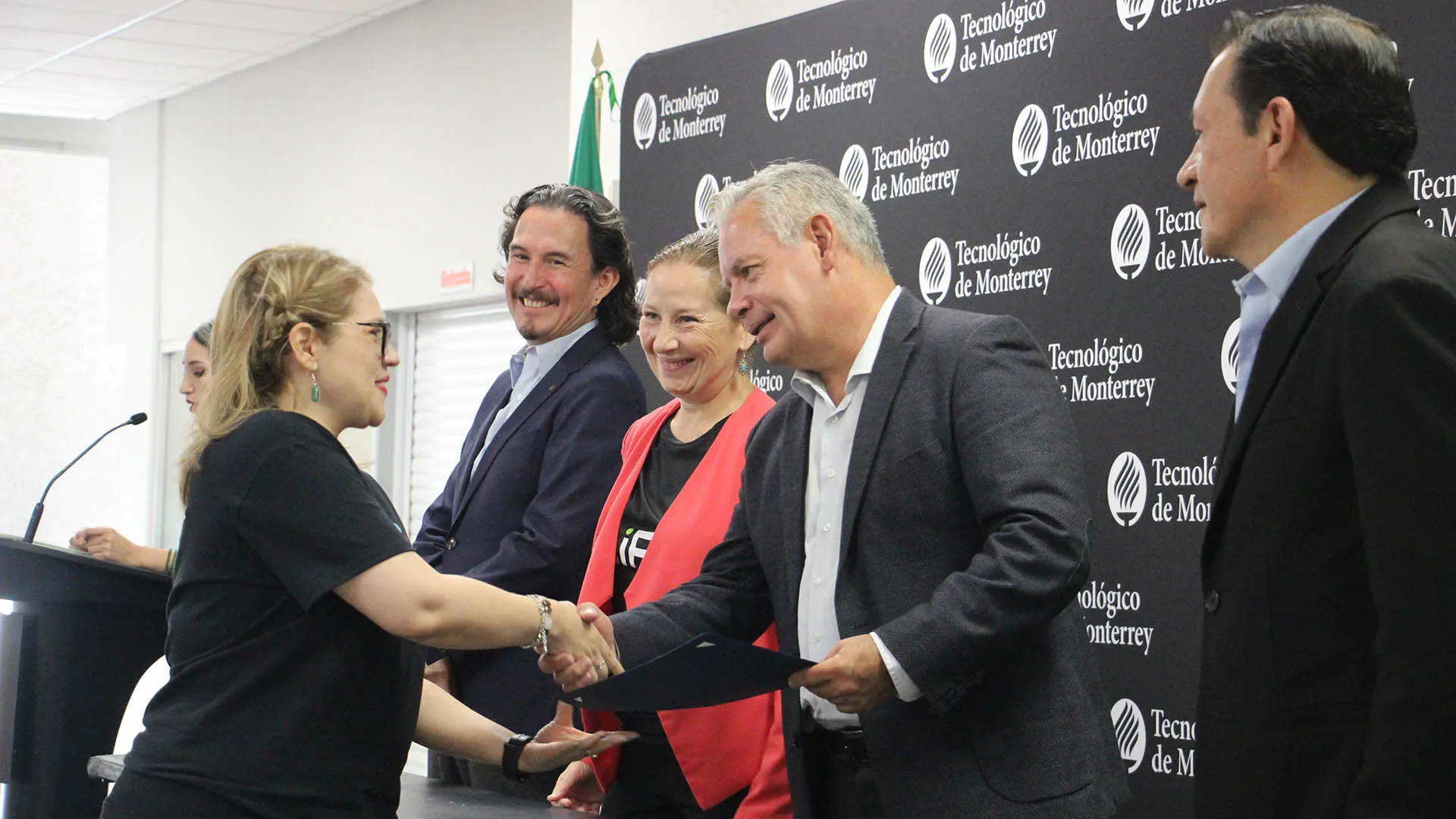 Los integrantes de LiFE más destacados del semestre