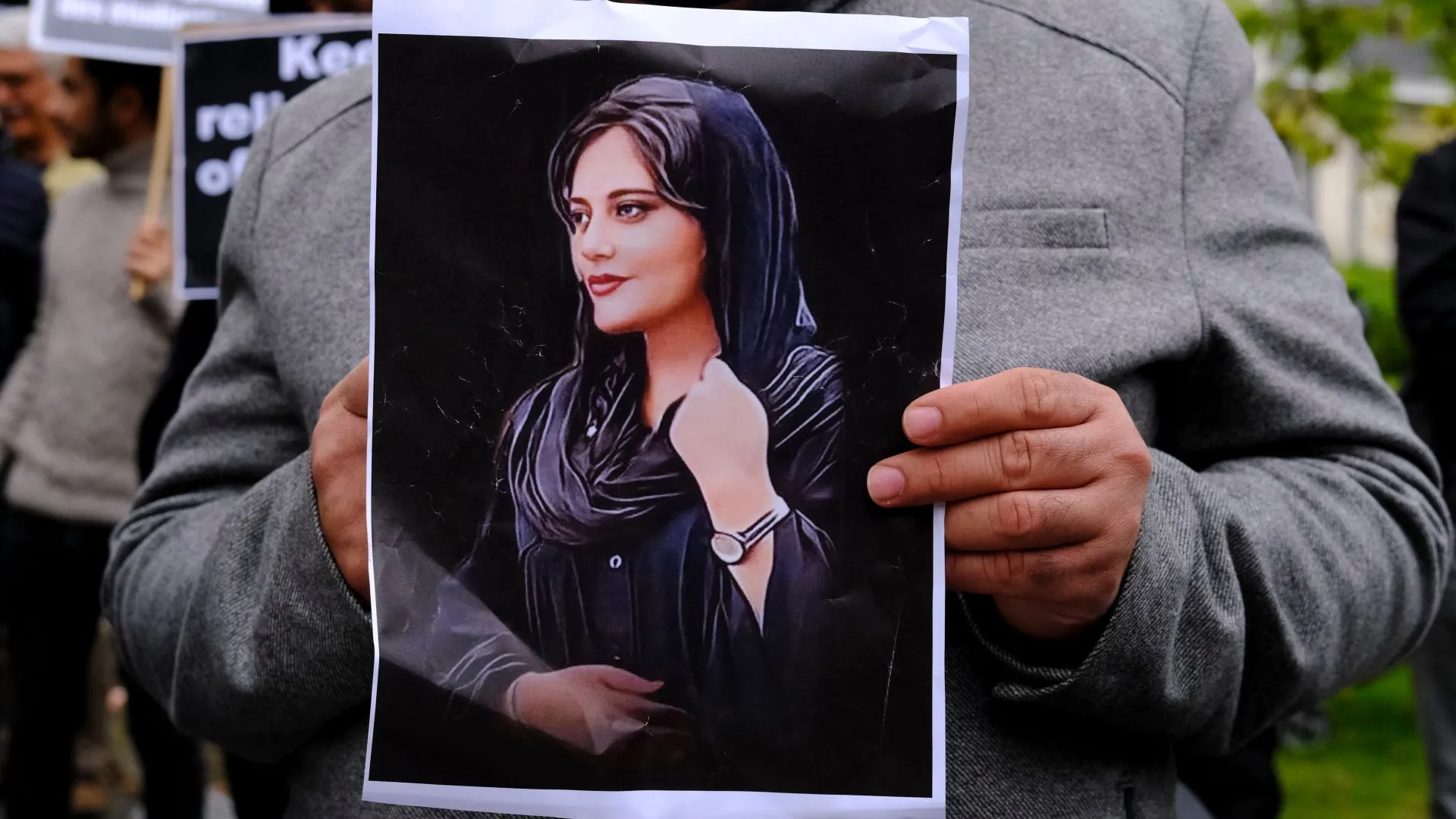 Protestas de mujeres en Irán por muerte de Mahsa Amini