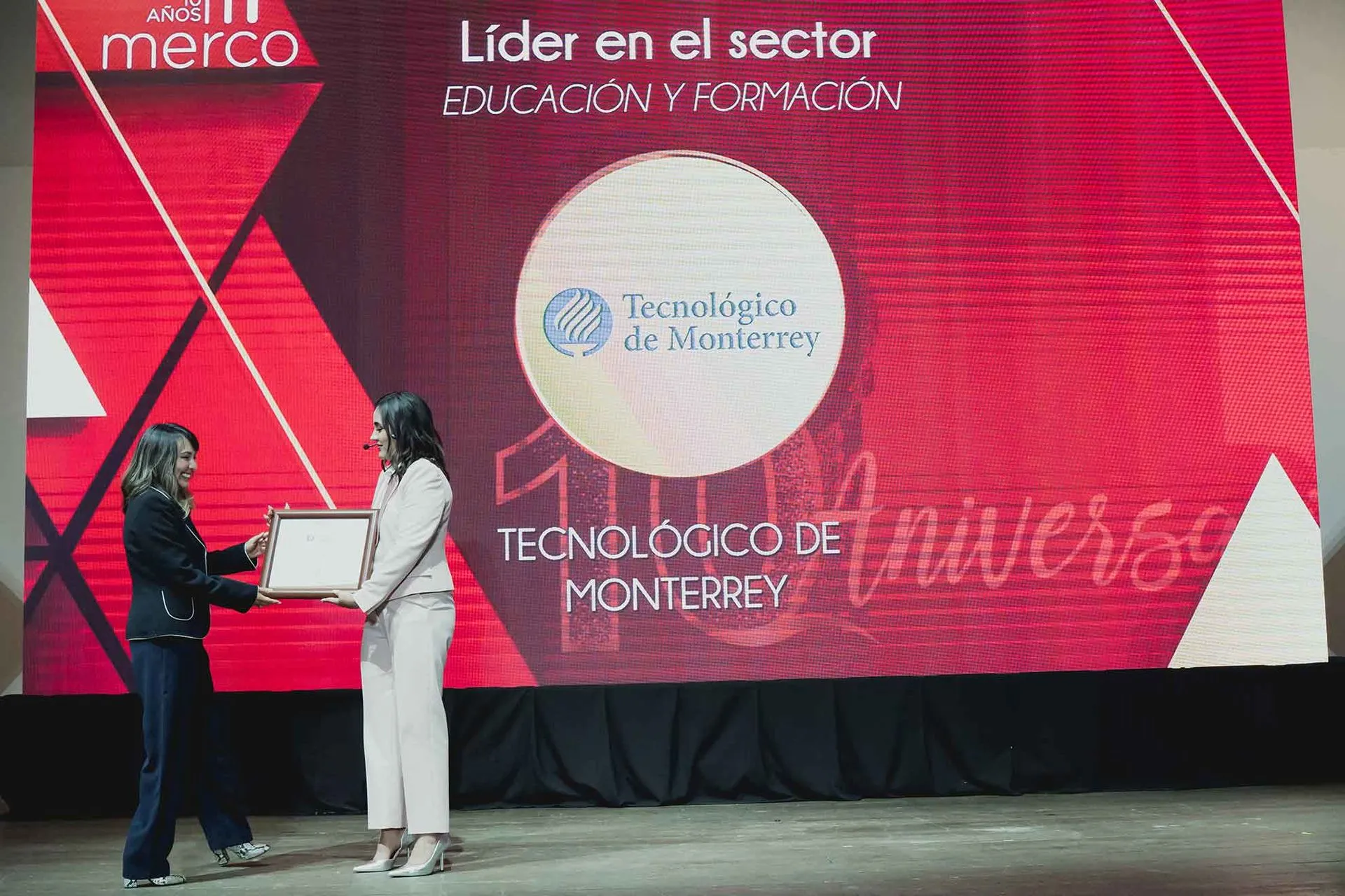 Tec líder en reputación en México