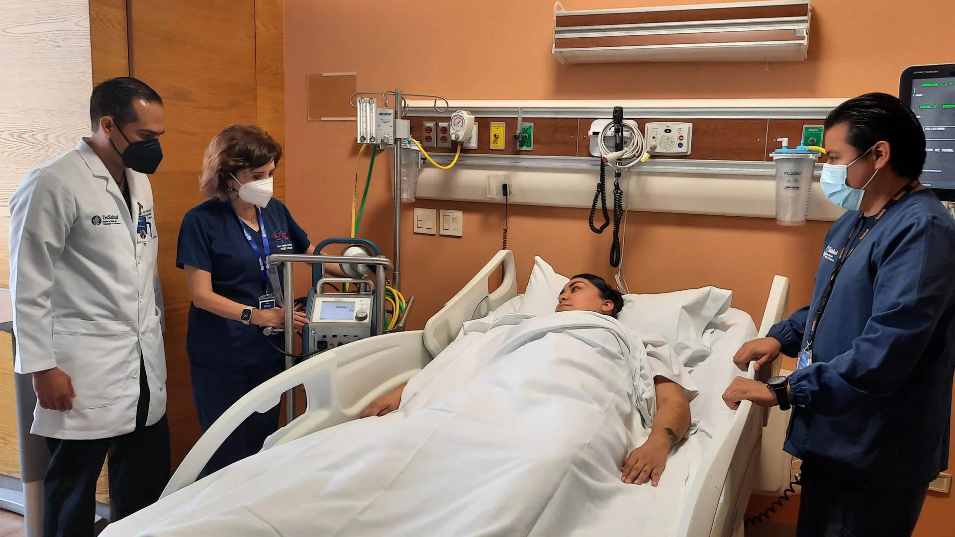 La nueva Unidad de Terapia Intensiva Cardiovascular se encuentra en el Hospital Zambrano Hellion.