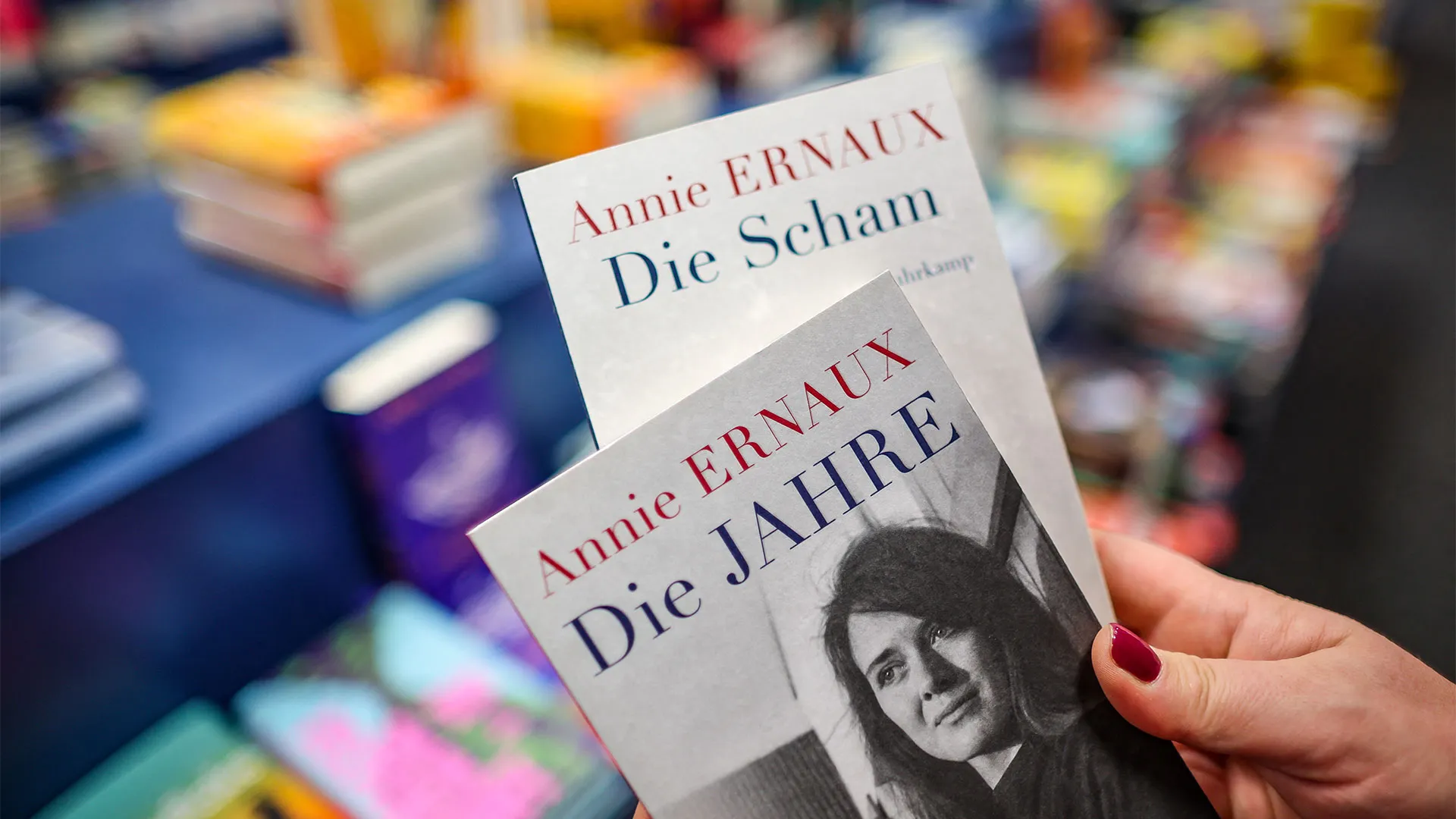 Premio Nobel a la literatura sobre la cotidianidad de la mujer