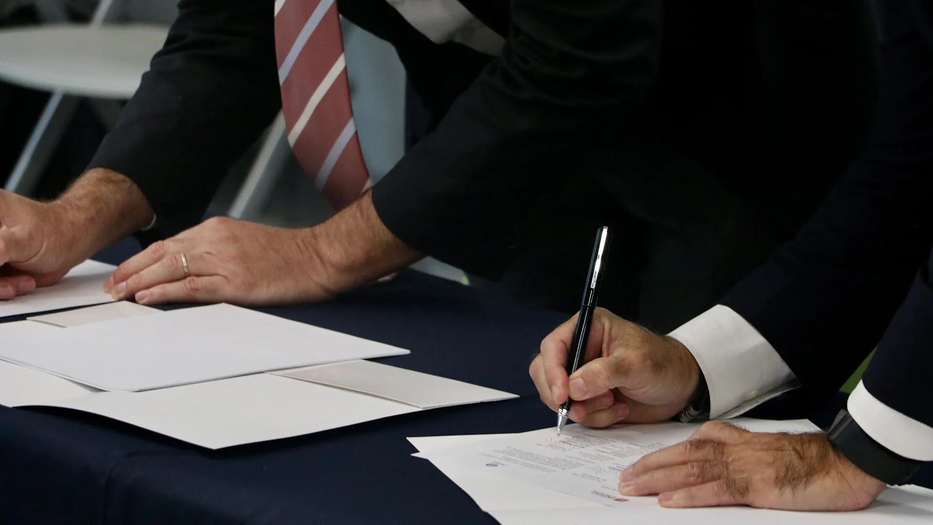 Tec signing agreement