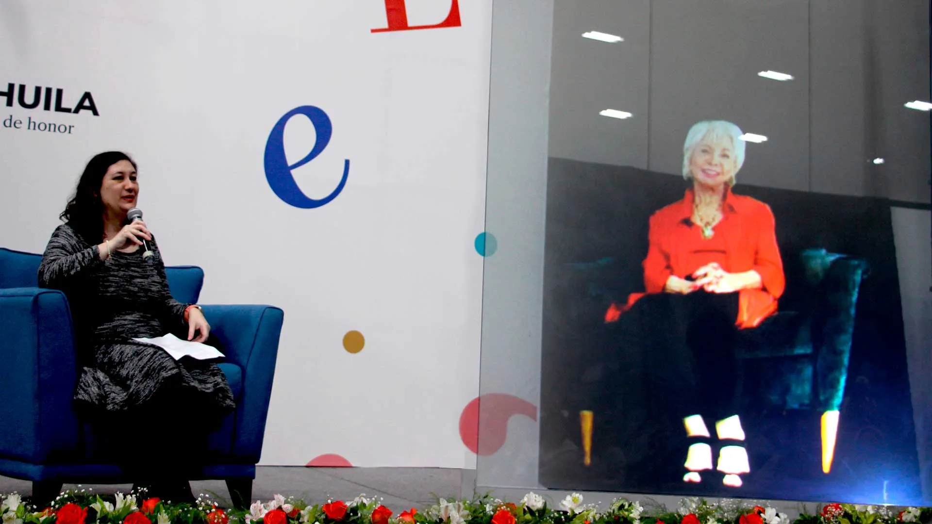 Mujeres autoras se presentaron en la FIL Monterrey 2022