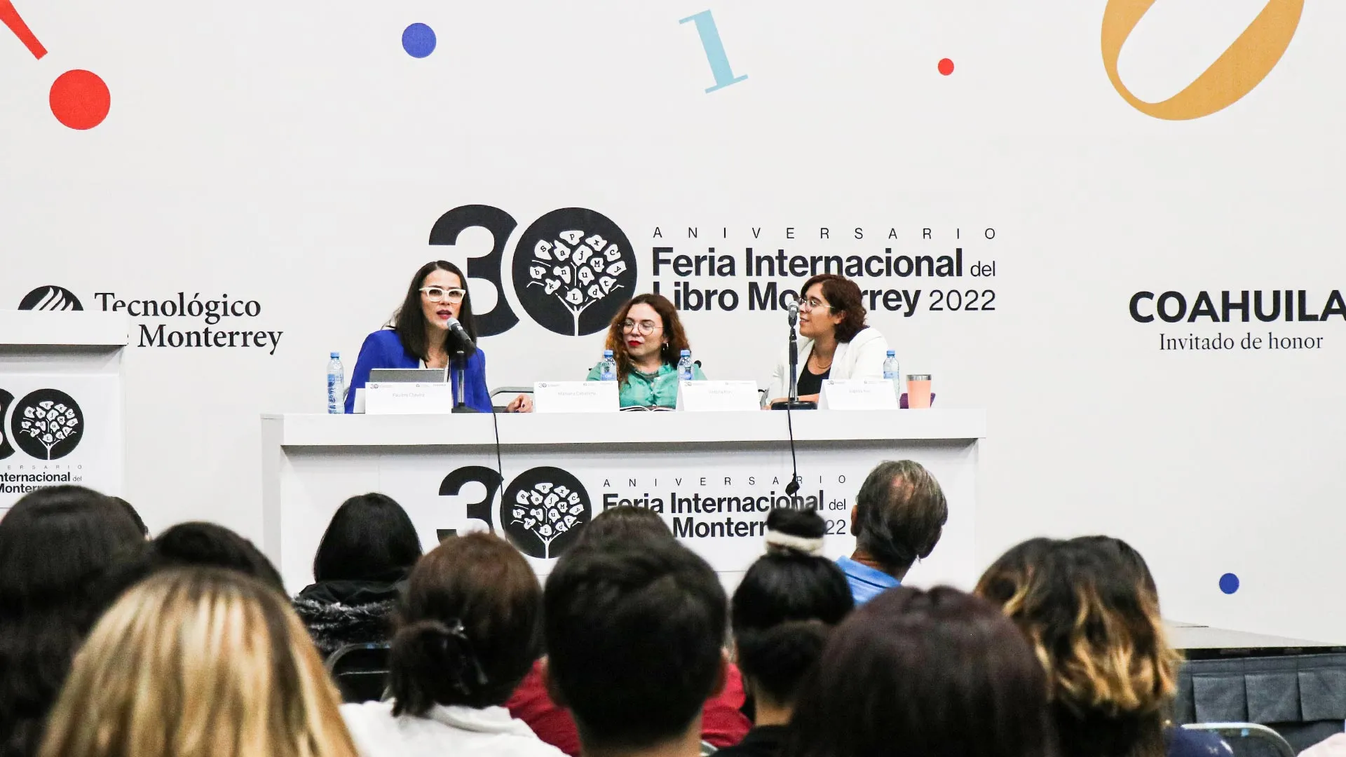 Durante la FIL Monterrey 2022 se realizó un diálogo sobre futbol femenil y sus implicaciones.
