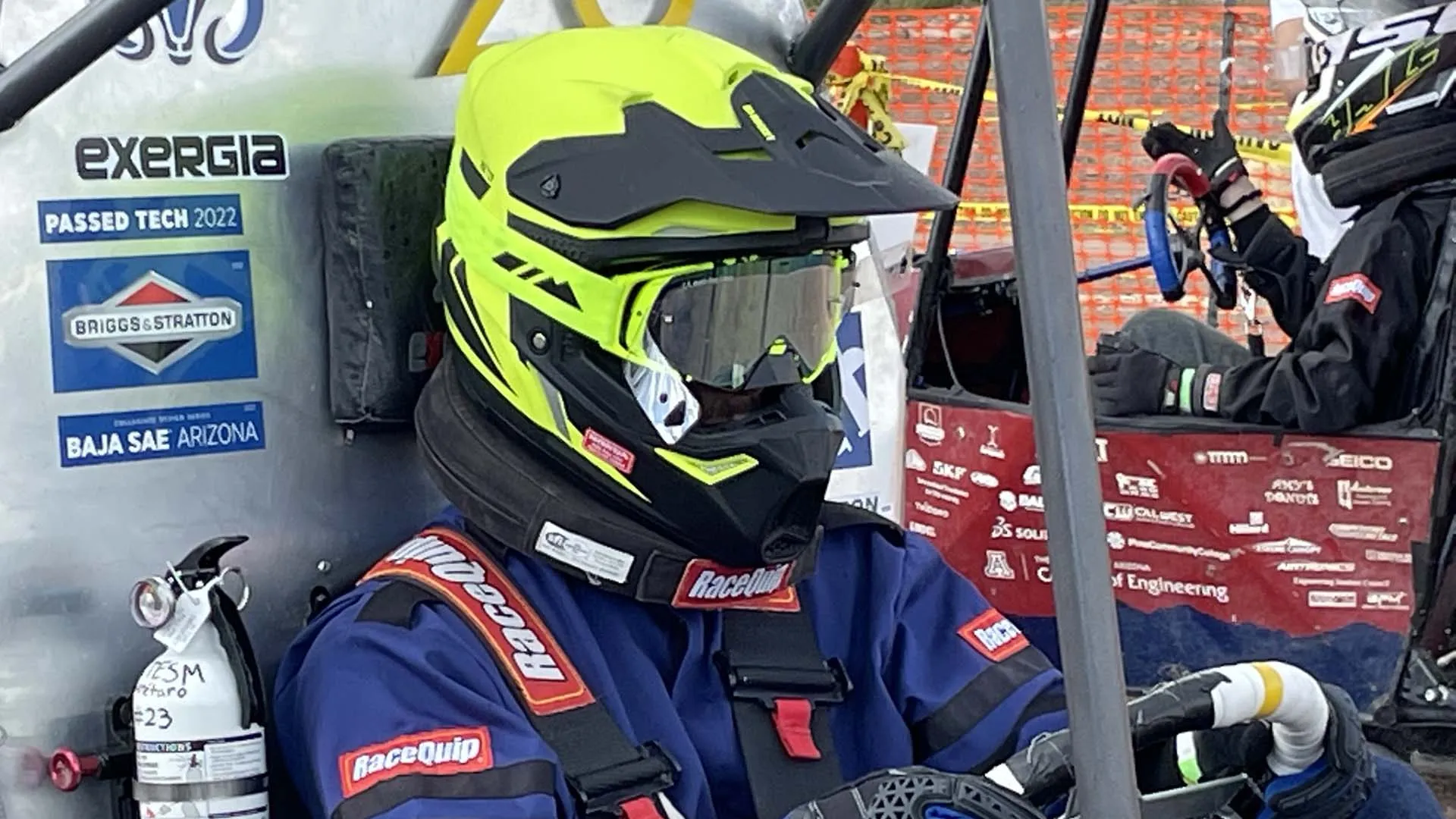 4x4_Jóvenes_destacan_internacionalmente_con_su_vehiculo_todoterreno