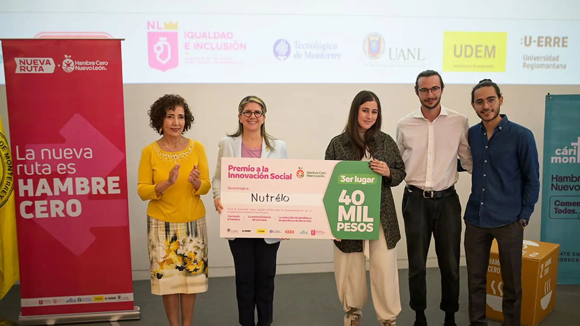 Premian a estudiantes de campus Monterrey por proyecto vs el hambre