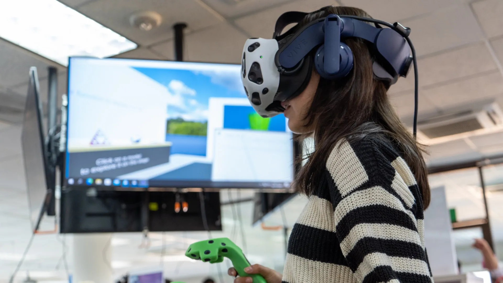 Inaugura Tec de Monterrey Zonas VR en 4 campus.