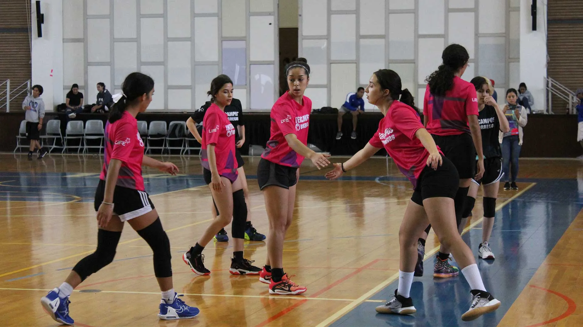 Novatas de basquetbol campus Ciudad Juárez 