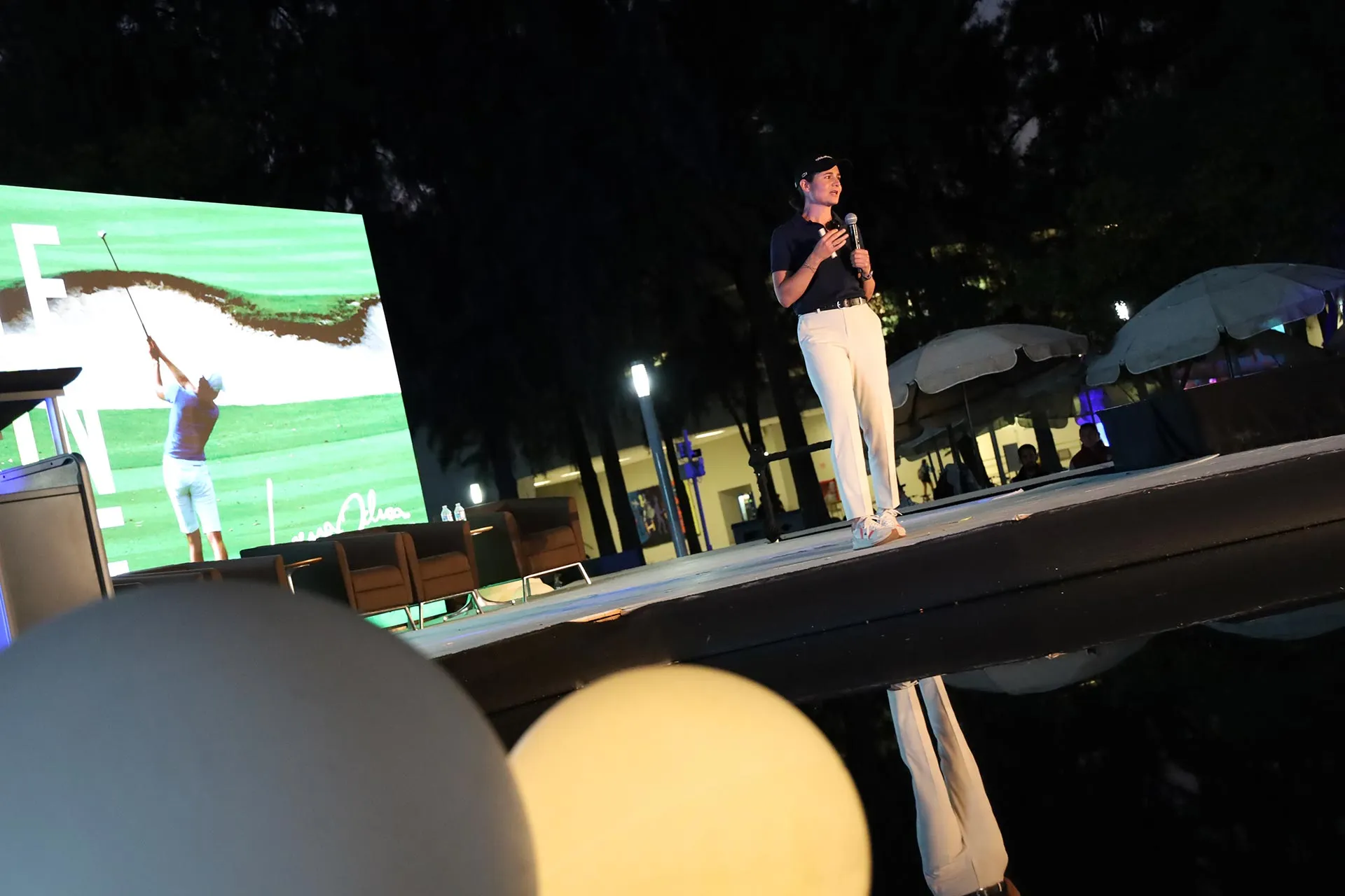 Lorena Ochoa, destacada golfista mexicana, compartió en el Tec Guadalajara consejos para aprender a partir de sus aprendizajes en el deporte.
