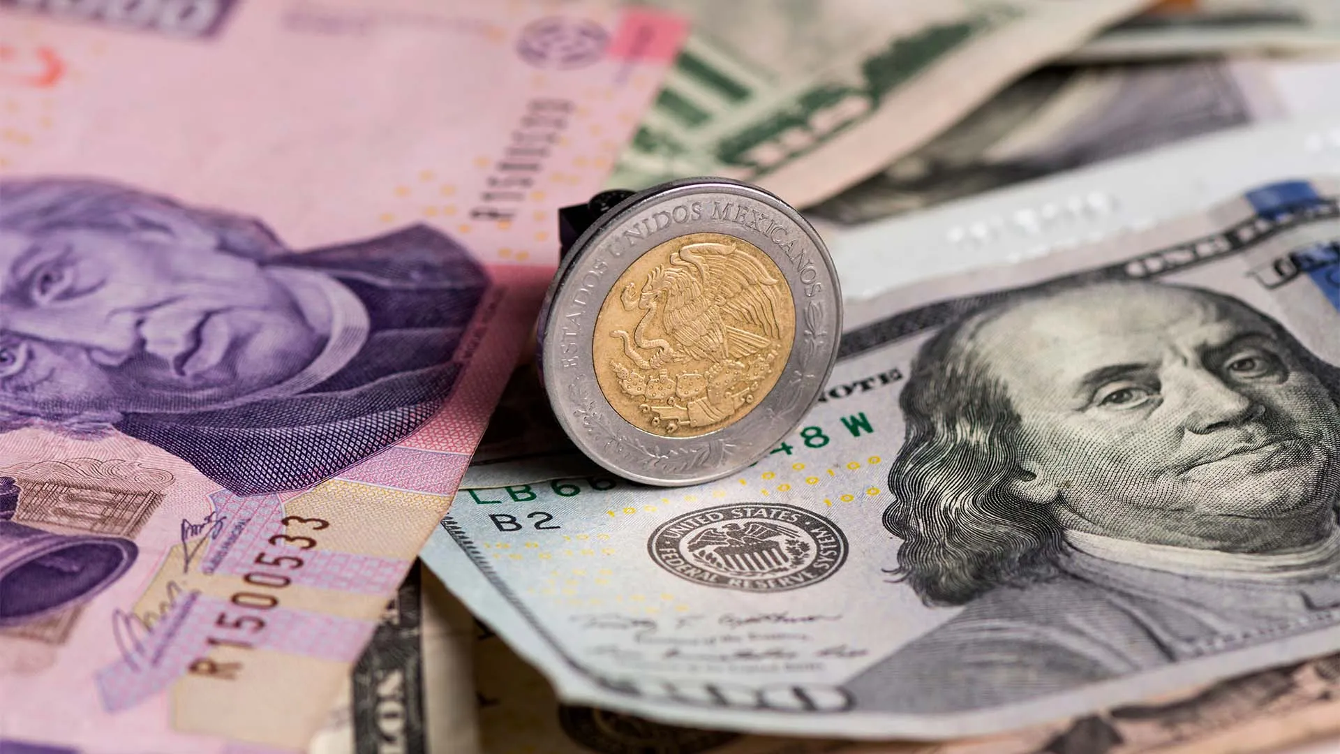 4 razones por las que el peso está a la alza frente al dólar