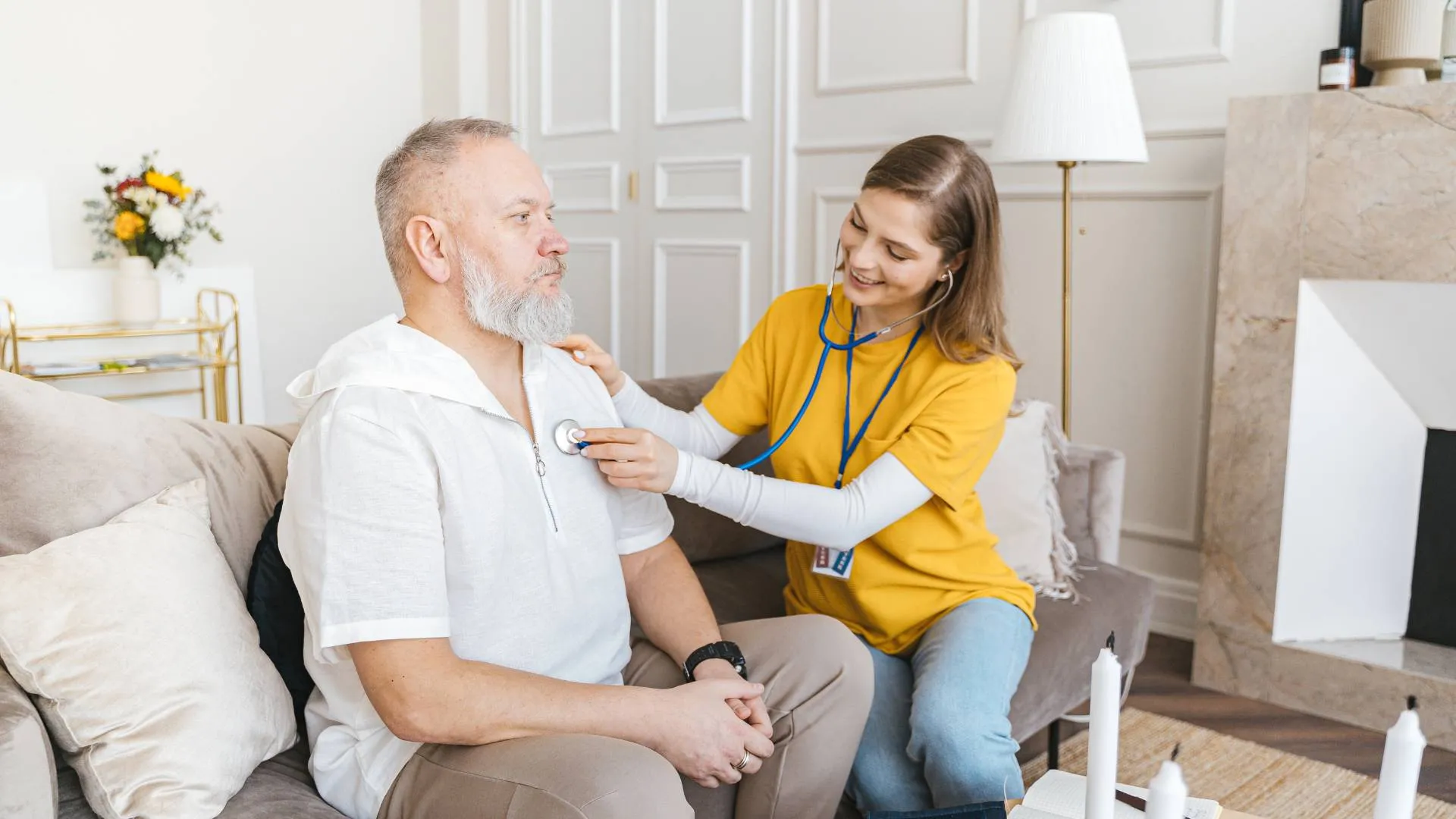 Estudiante de Ingeniería de Tec campus Morelia creó un oxigenador automático y ha iniciado el proceso de patente junto a una empresa.