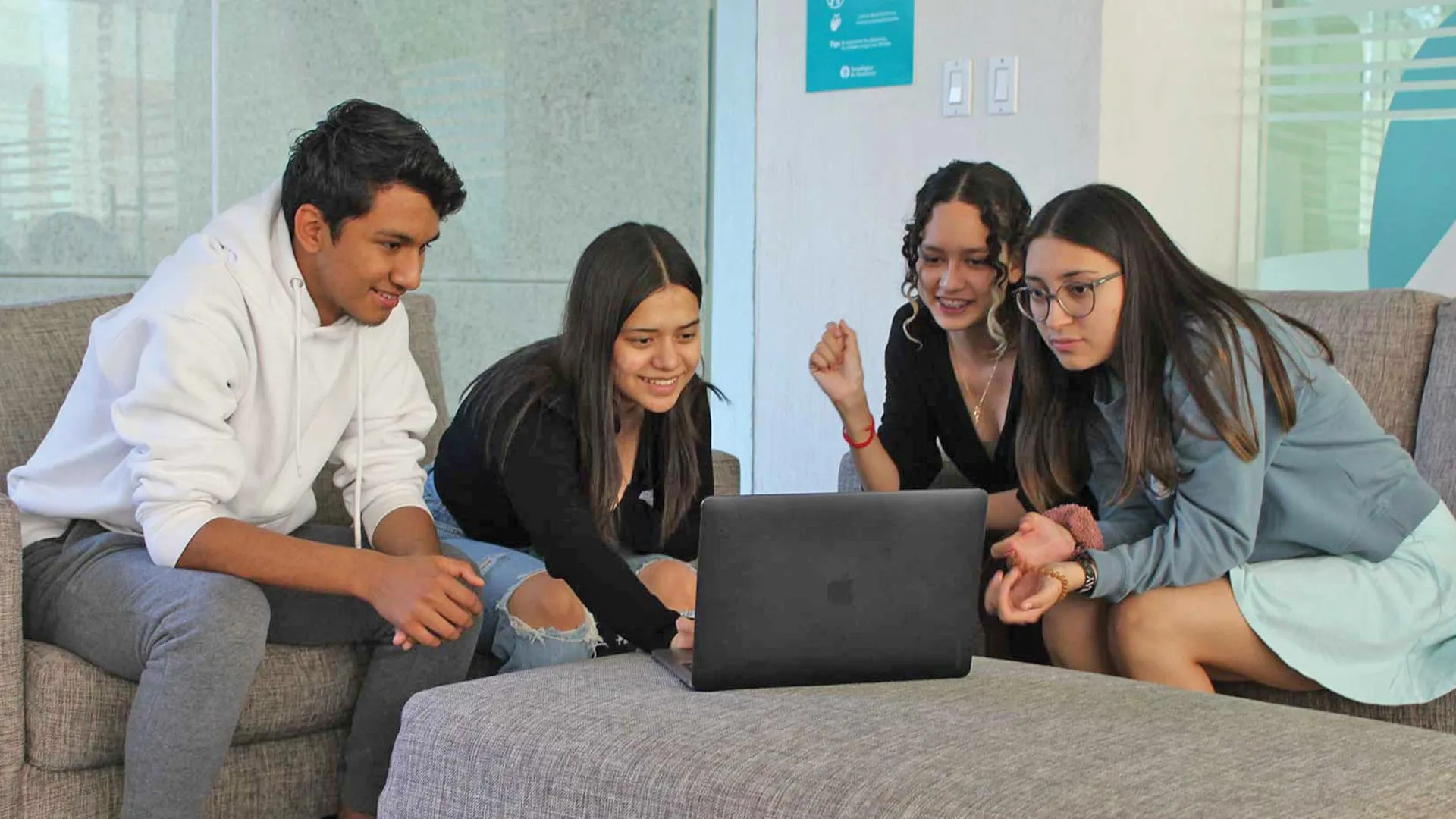 Estudiantes de la PrepaTec representarán al campus Cuernavaca en el Encuentro Nacional de Líderes con Sentido Humano del Tecnológico de Monterrey con el proyecto social "TÚ LUGAR".