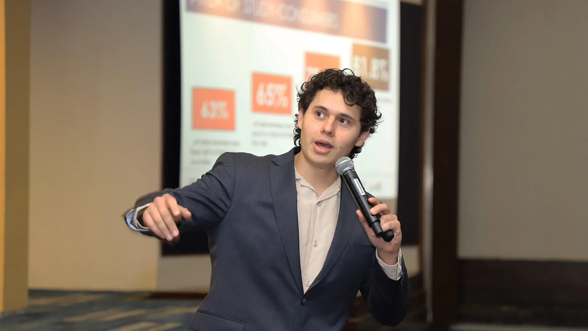 Estudiantes del Tec colaboran con MIT para proponer soluciones para microempresas mexicanas