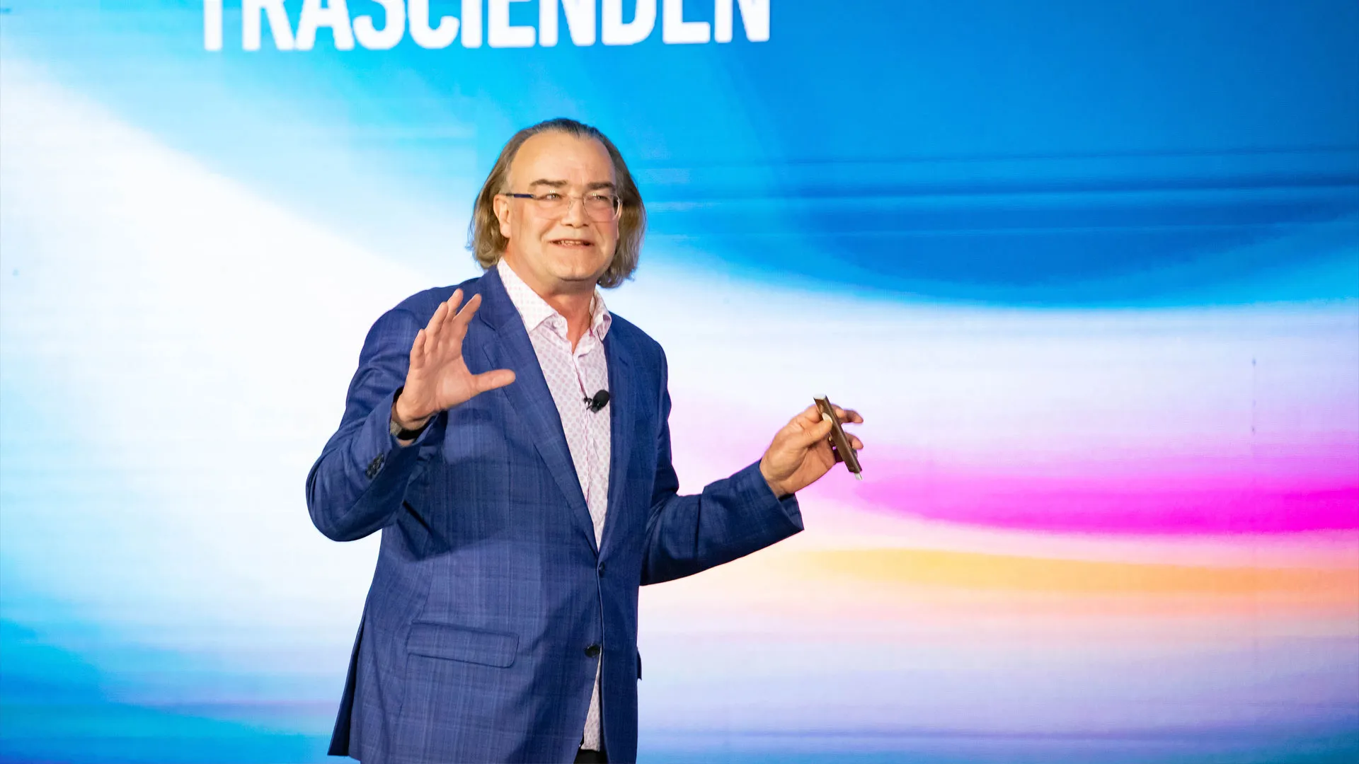 Peter Leyden compartió sus reflexiones sobre el futuro con la comunidad Tec.