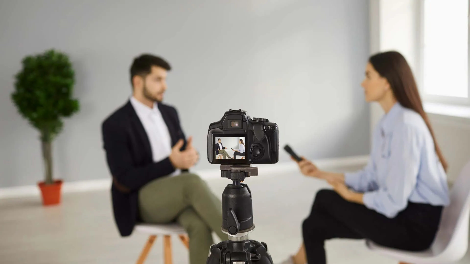 ¿Estudias prepa y te gusta el periodismo? Gana un curso en España