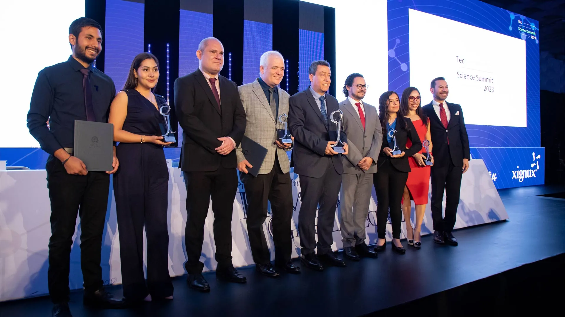 El Tec y la empres Xignux entregaron el Premio a la Investigación y la innovación Rómulo Garza 2022.