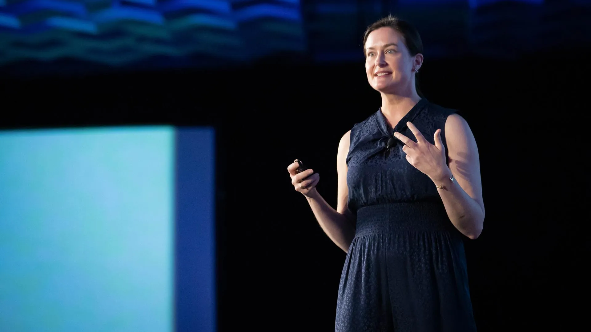 Katherine Wilkinson, author and writer, visited Tec de Monterrey