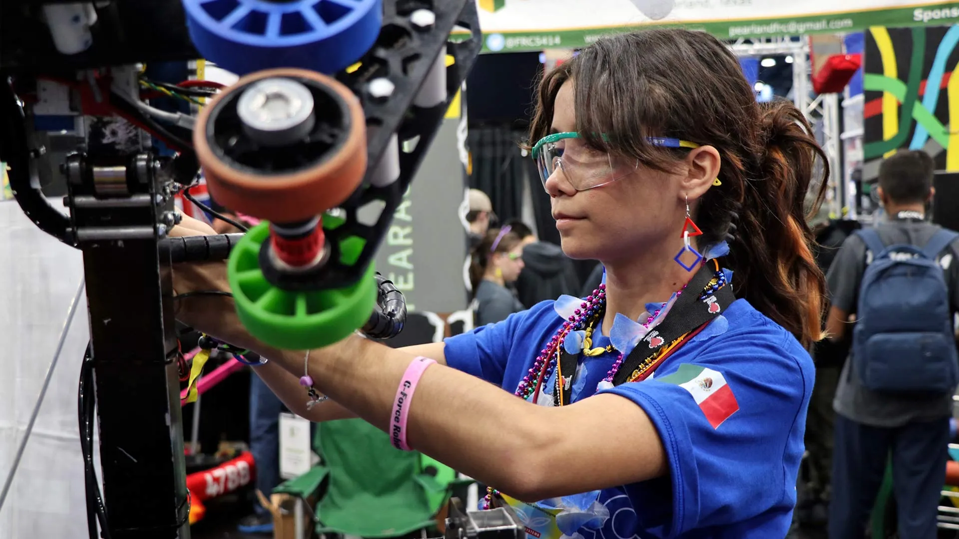 Jocelyn Velarde, estudiante de PrepaTec, fue driver del equipo VOLTEC en el mundial de robótica FIRST 2023.