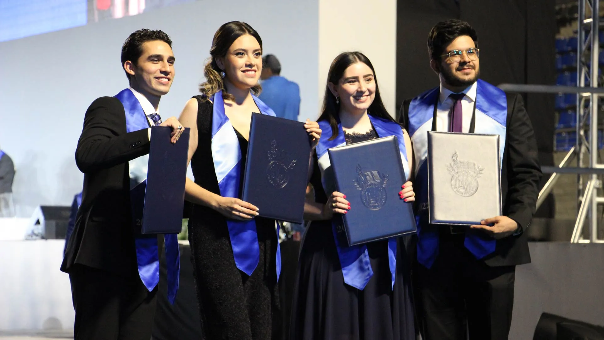 Are you a Tec graduate? These benefits might interest you