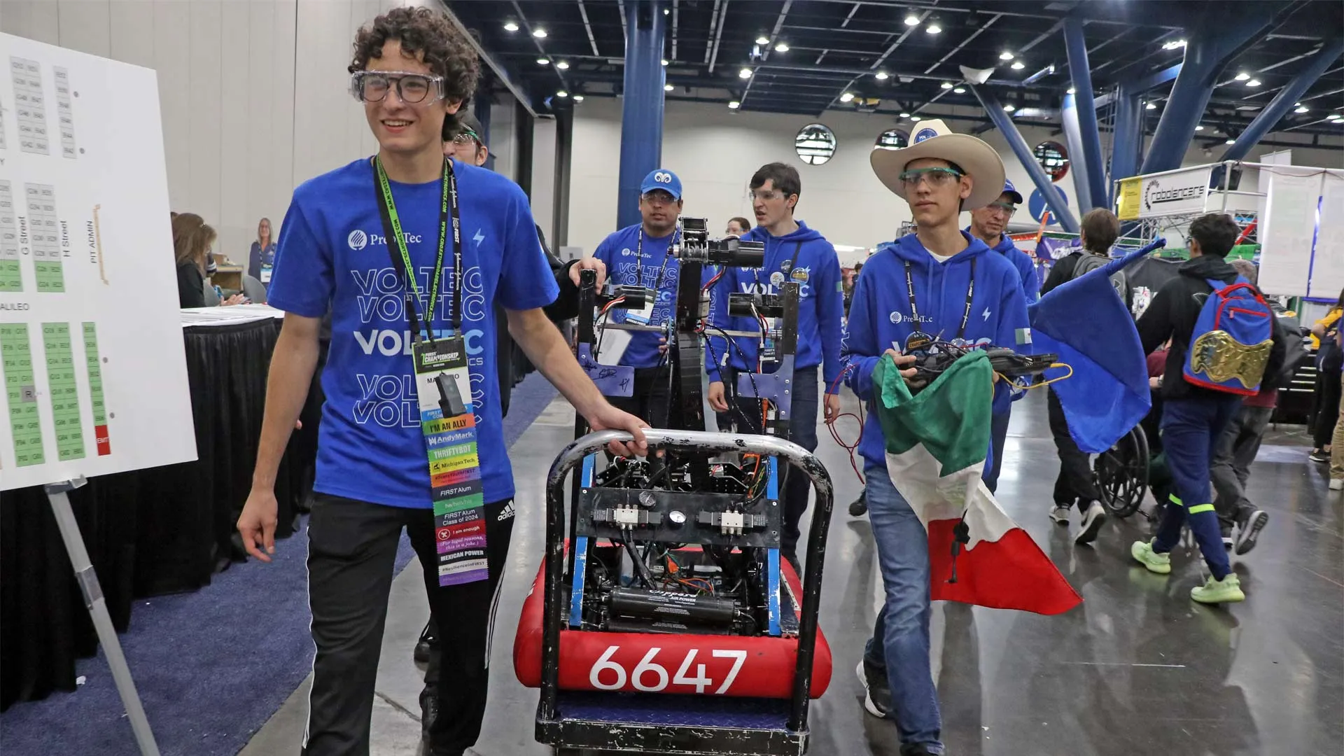 Los 9 equipos de PrepaTec que asistieron a FIRST Championship 2023 tuvieron aprendizajes y convivieron con equipos de 30 países.