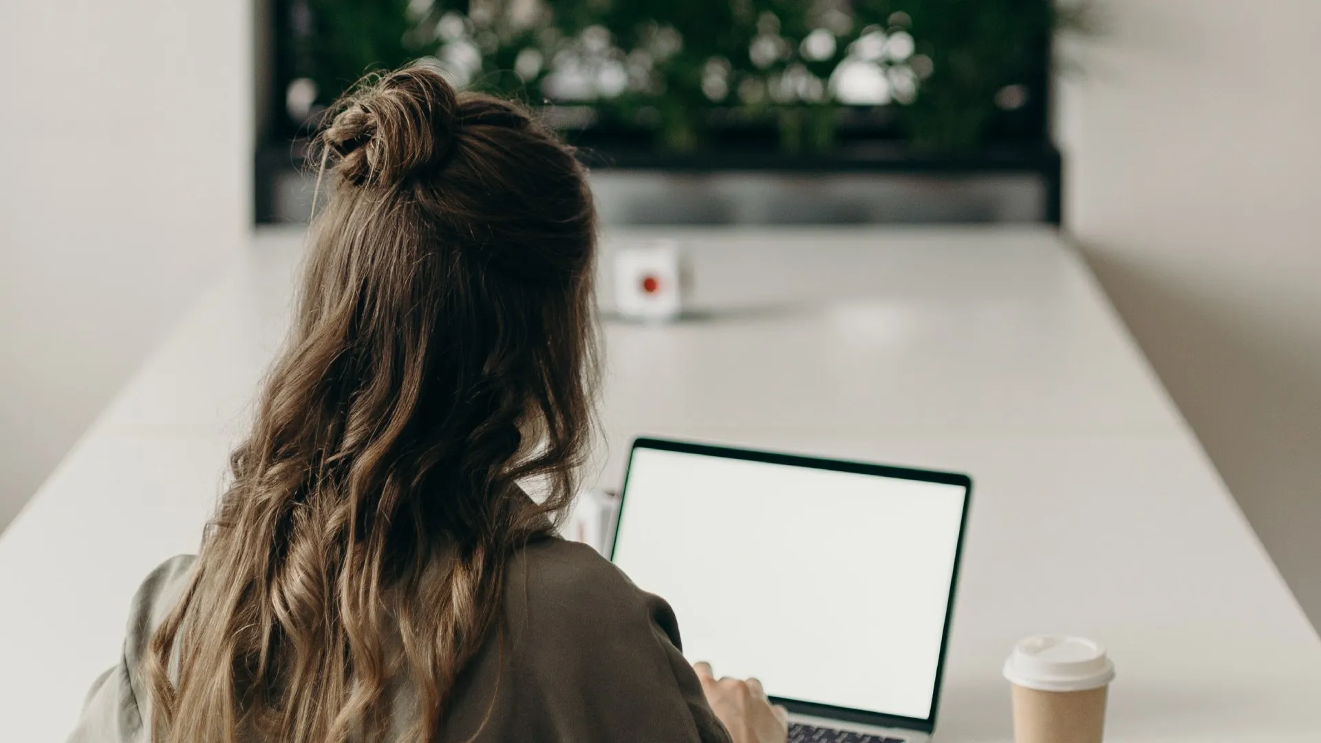 Imelda Martínez gana Premio Merito EXATEC en SLP