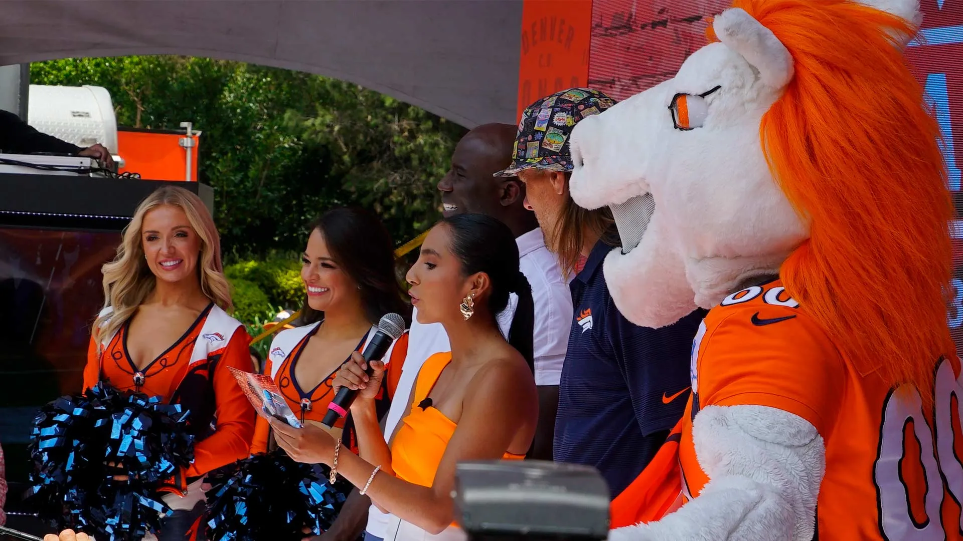 Diana Flores anunció la selección del Draft de Broncos