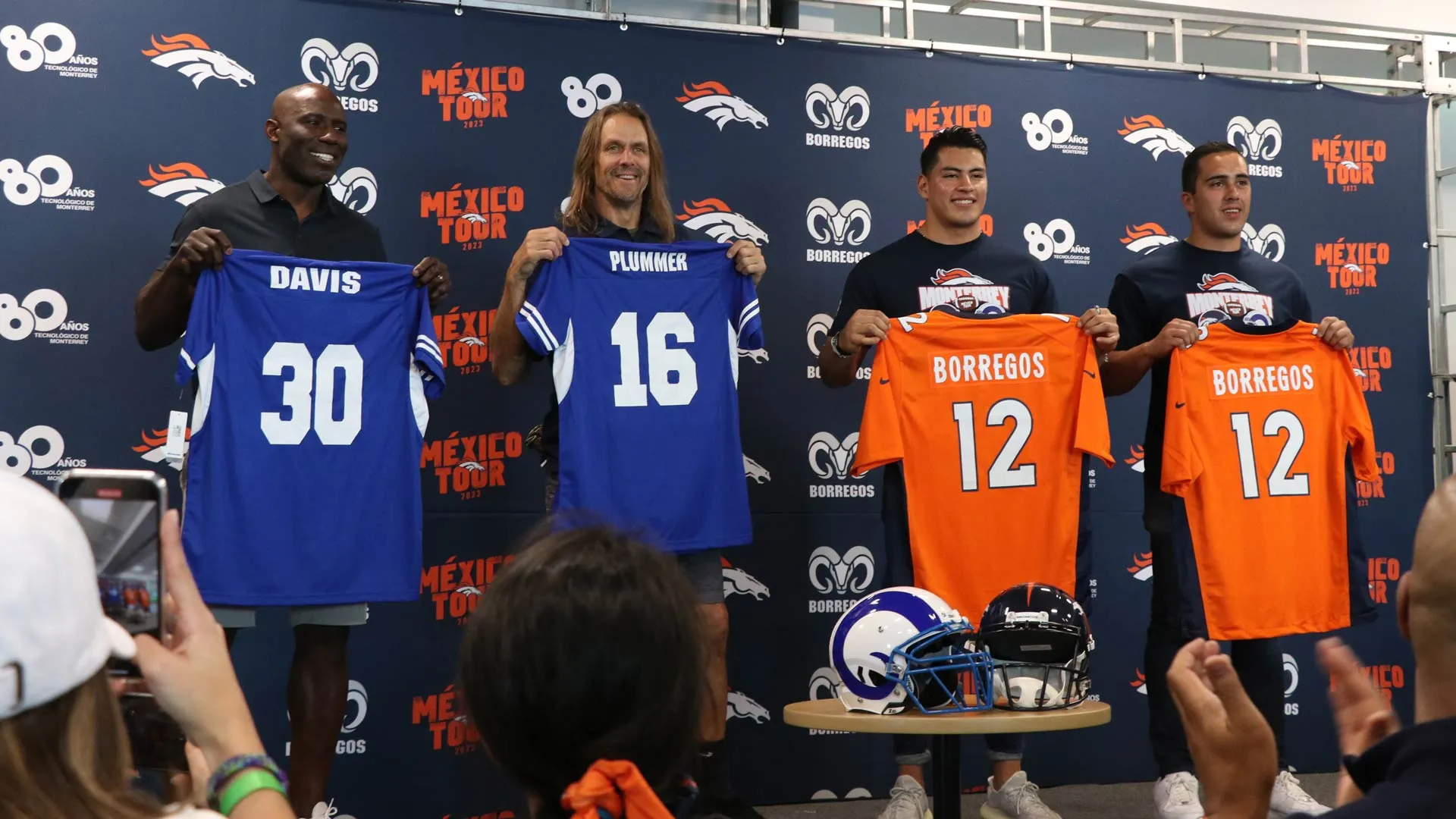 Touchdown! Tec community spends weekend with Denver Broncos