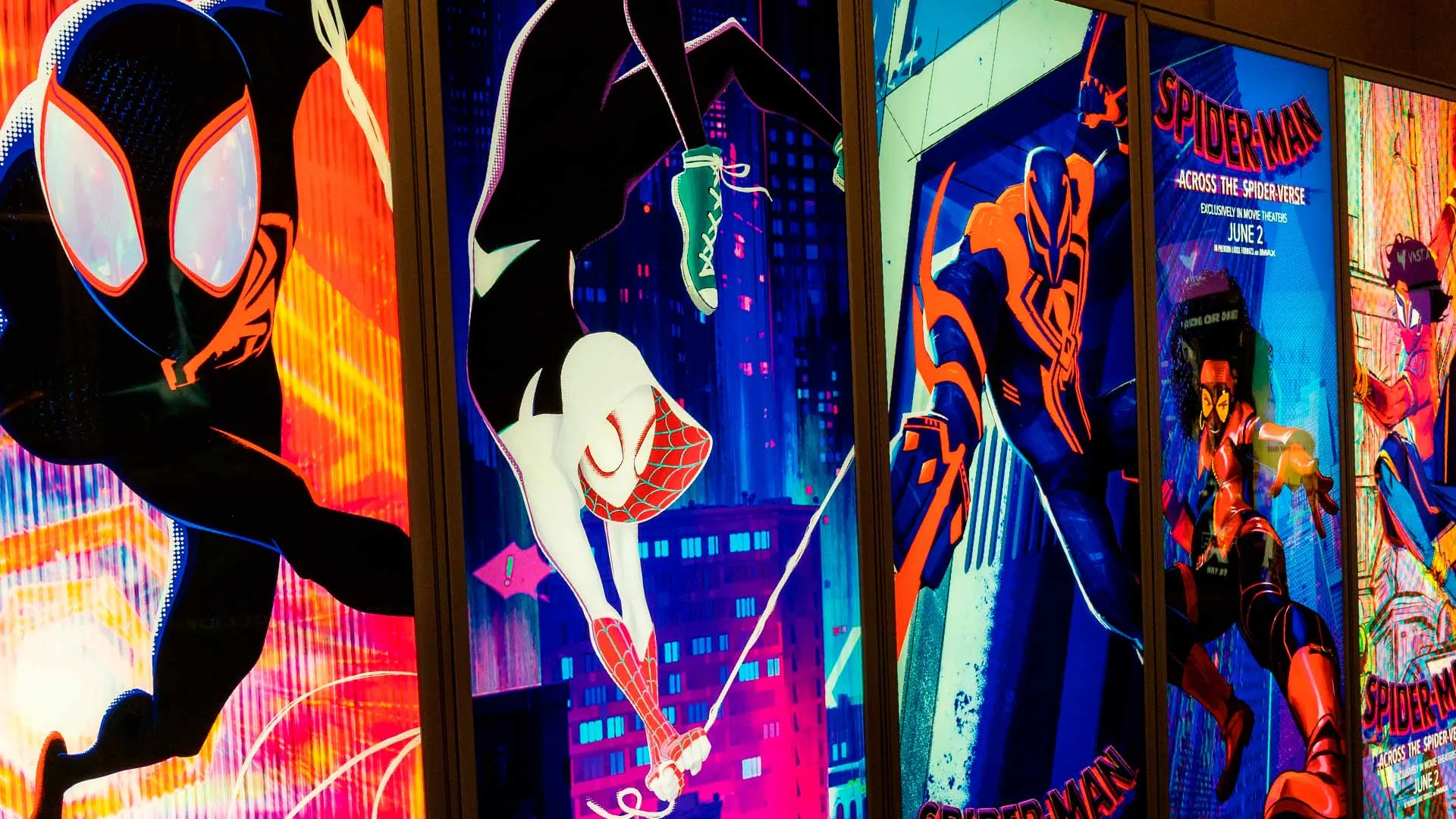 Egresados del Tec de Monterrey y PrepaTec colaboran como artistas digitales en película Spider-Man: Across the Spider-Verse.