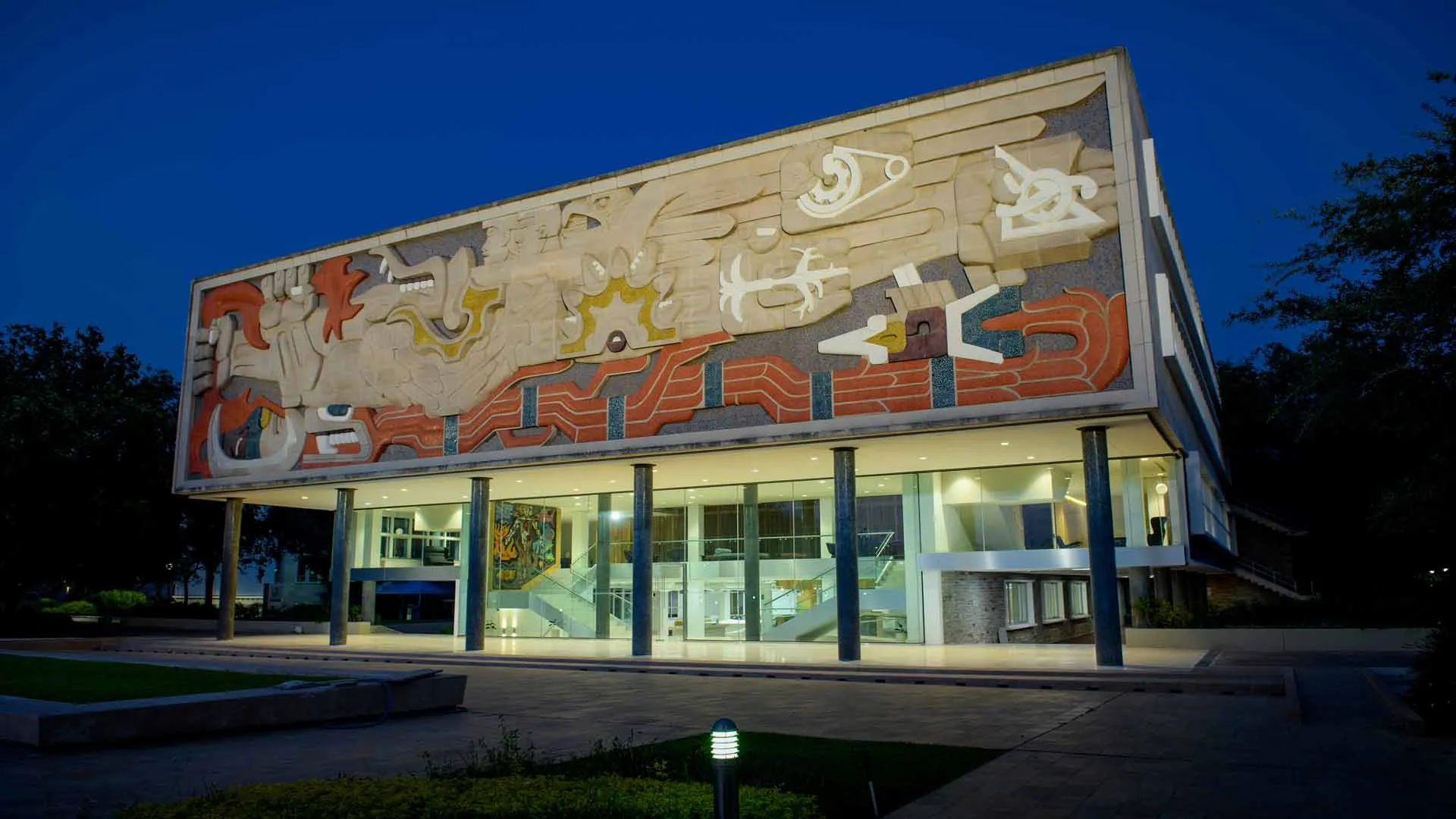 Tec de Monterrey es la universidad #1 de México y la #4 de Latinoamérica, según ranking de THE