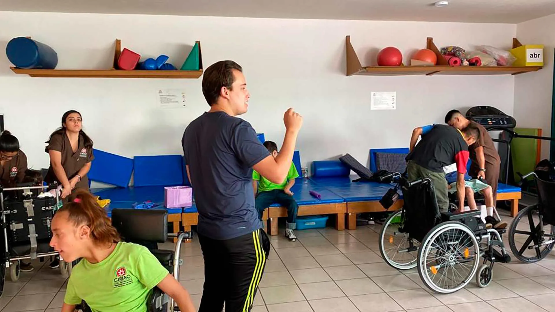 Labor social con CIRIAC en proyecto de ingeniería industrial del Tec Guadalajara.