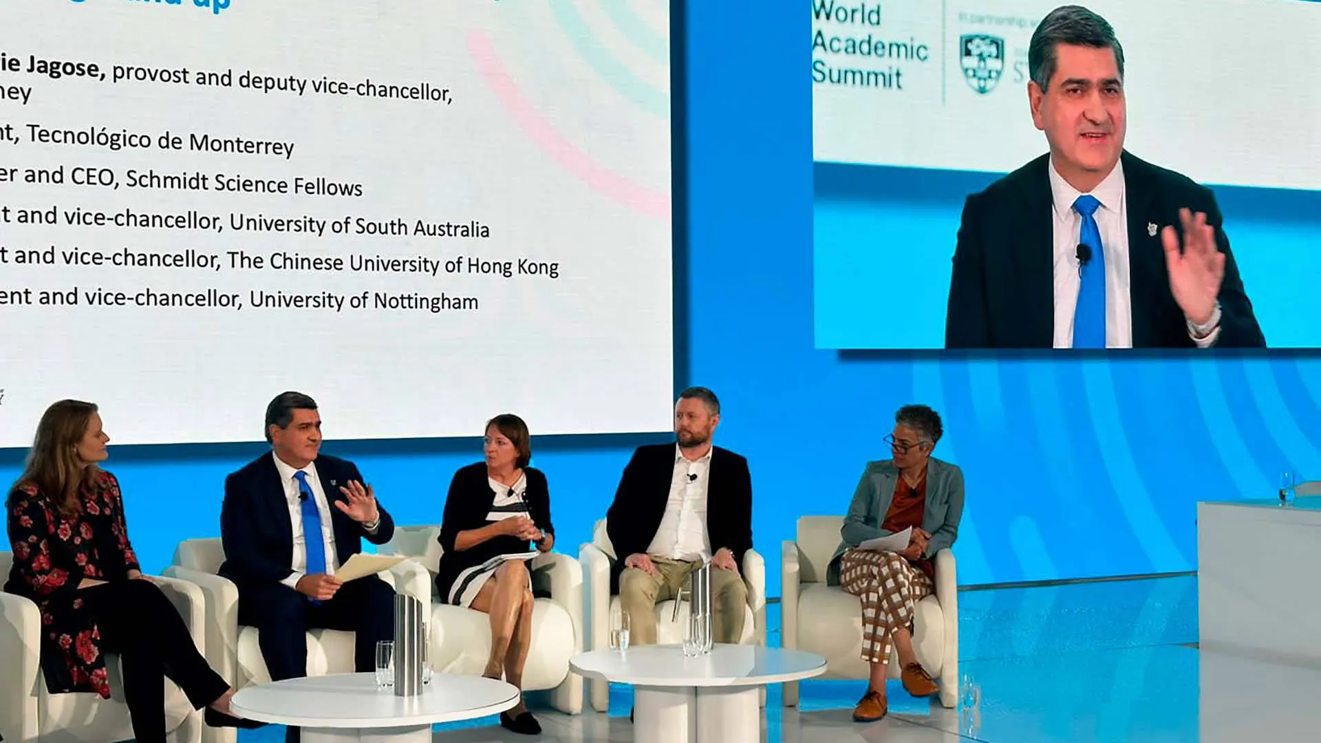 David Garza durante su participación en THE World Academic Summit