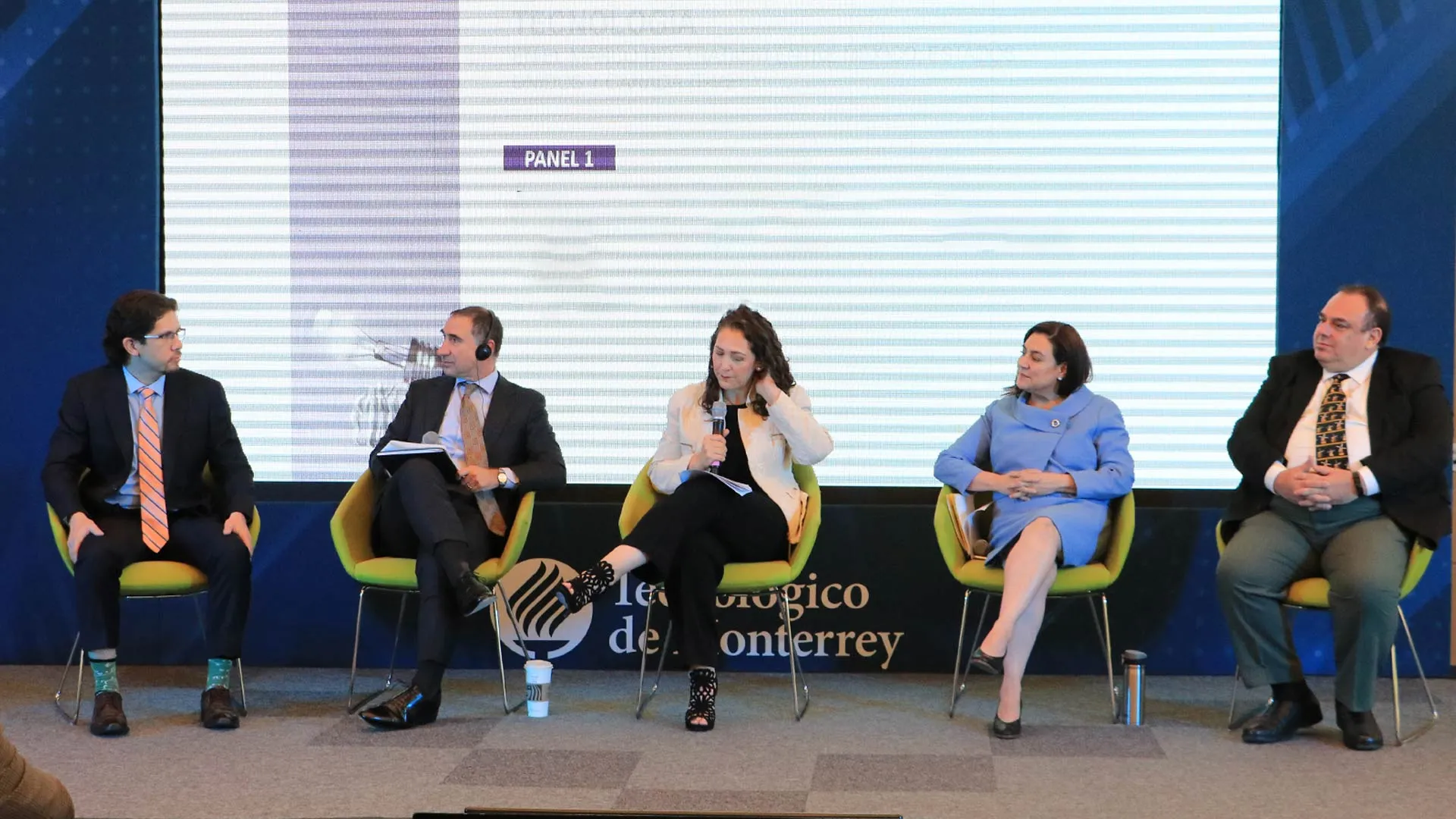 Expertos opinan de propiedad intelectual en el Siglo XXI