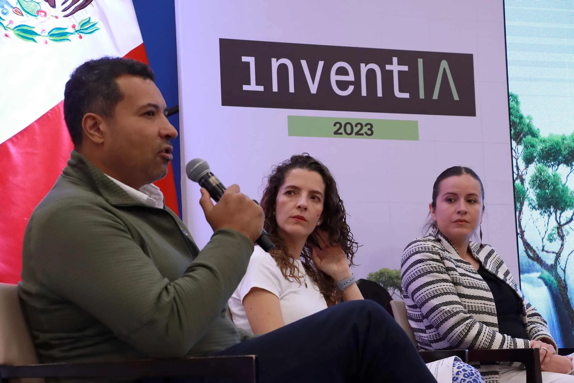 Foro de inteligencia artificial InventIA en Tec Guadalajara.