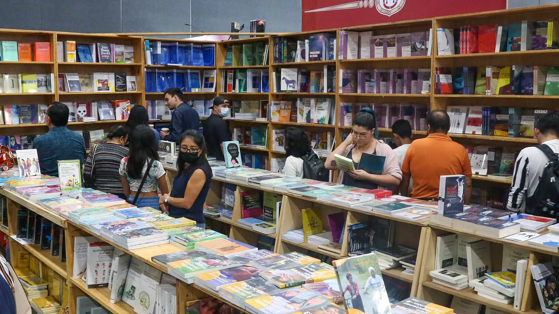 Lectores en Feria Internacional del Libro Monterrey 2023