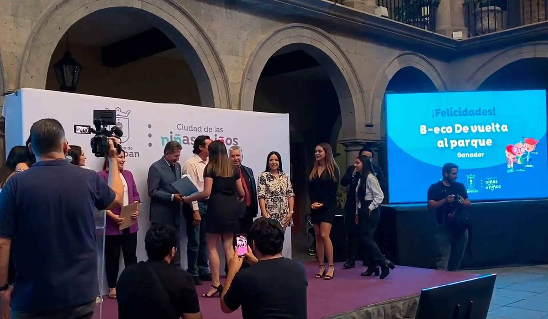 Parques urbanos en Zapopan son rehabilitados gracias a la labor de grupo estudiantil del Tec Guadalajara. 