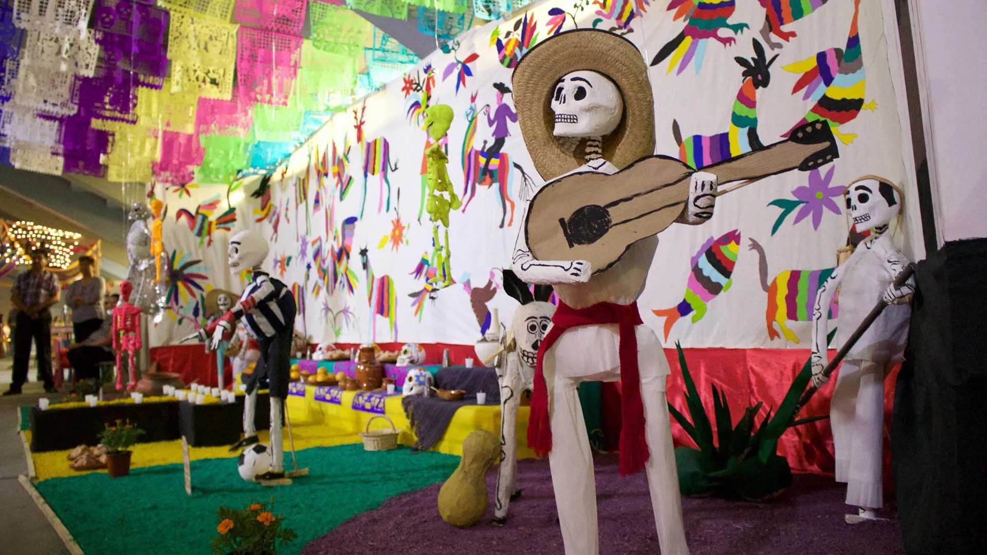 Regresa a campus Monterrey encuentro multicultural con EXPOTEC.