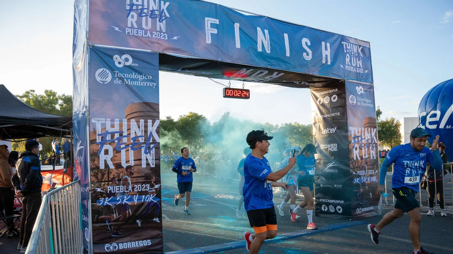 Concluyó con éxito la carrera Think Feel Run