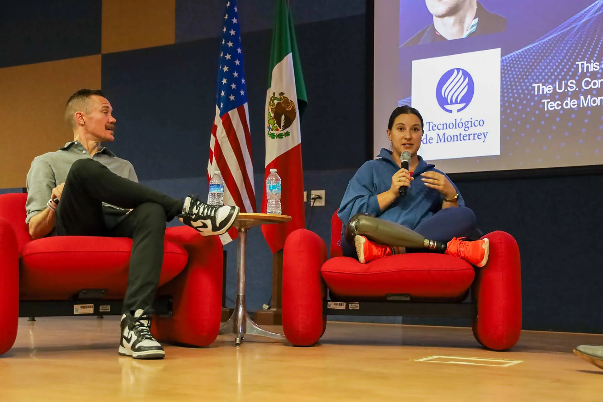 Diversidad en el deporte, charla de atletas de EU en el Tec Guadalajara. 