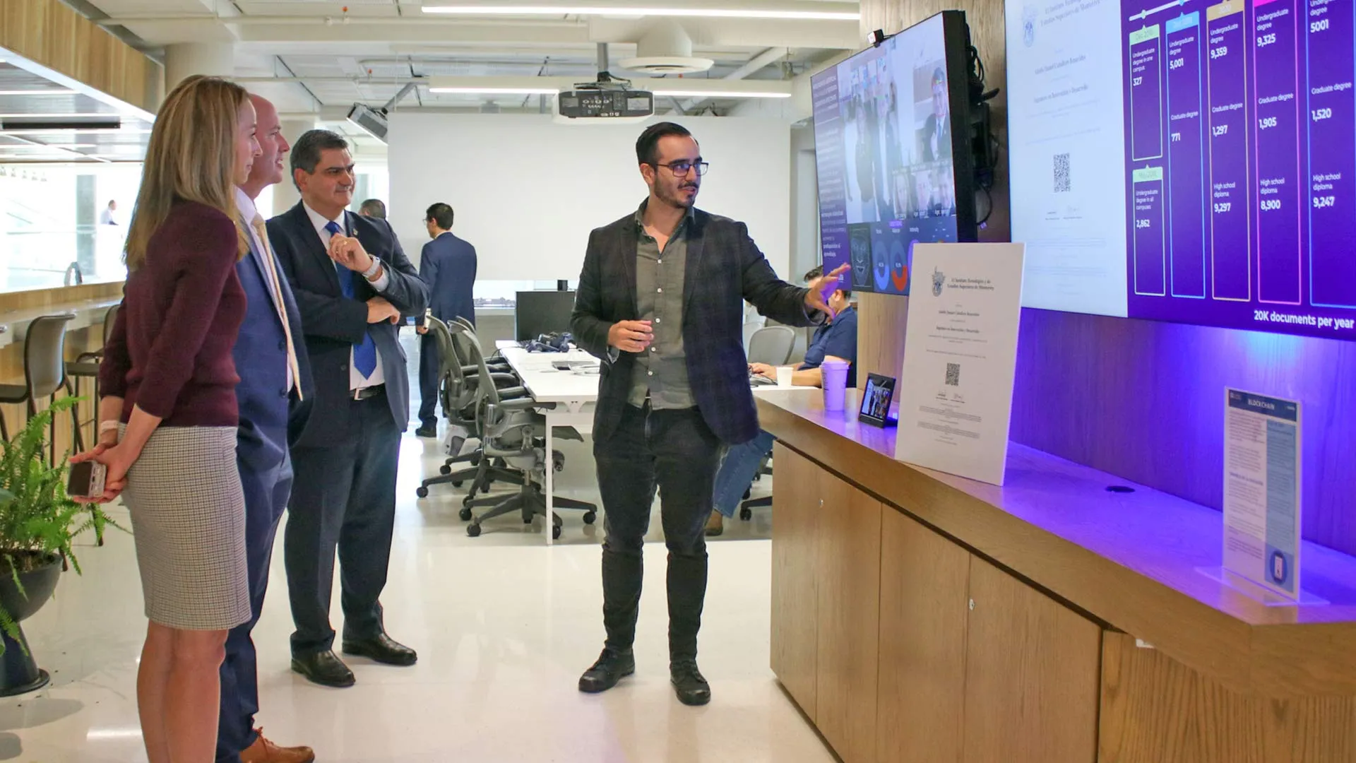 Visita delegación del gobierno e industria de Utah el Tec de Monterrey.