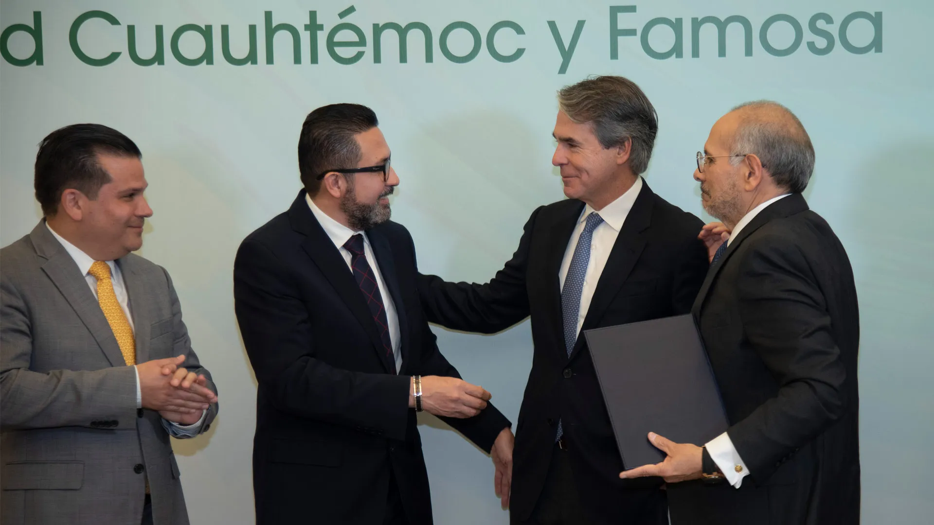 TecSalud firmó convenio de colaboración con Sociedad Cuauhtémoc y Famosa en pro de la salud regiomontana.