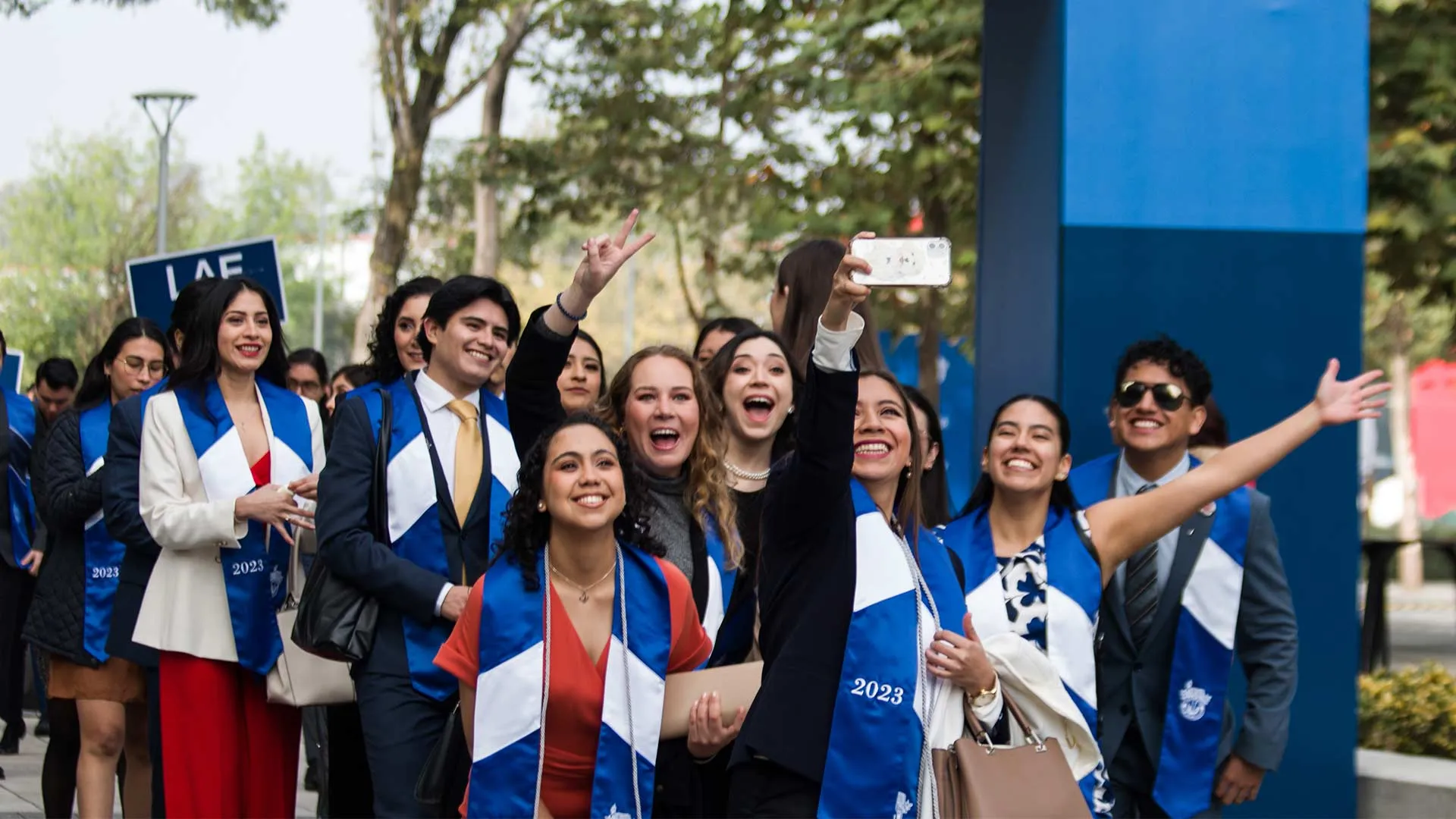 El Tec celebró graduaciones en sus campus en todo el país