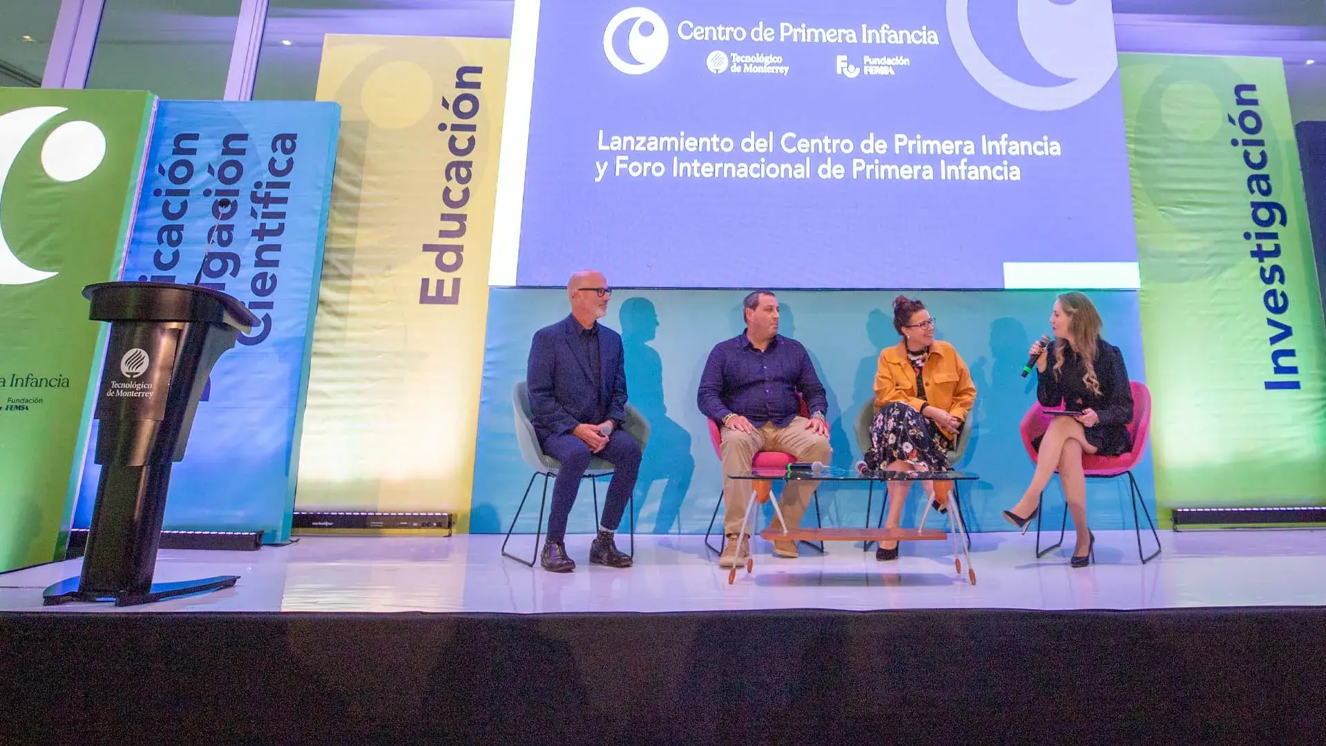 Panel Rol de las universidades en el desarrollo de la Primera Infancia.
