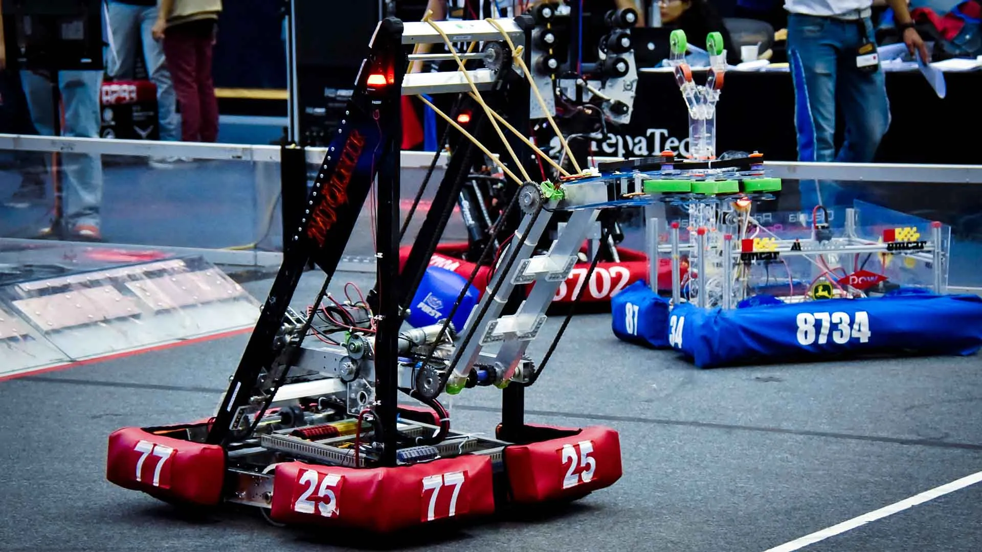 Se llevó a cabo el kick off de la competencia internacional FIRST Robotics Competition.
