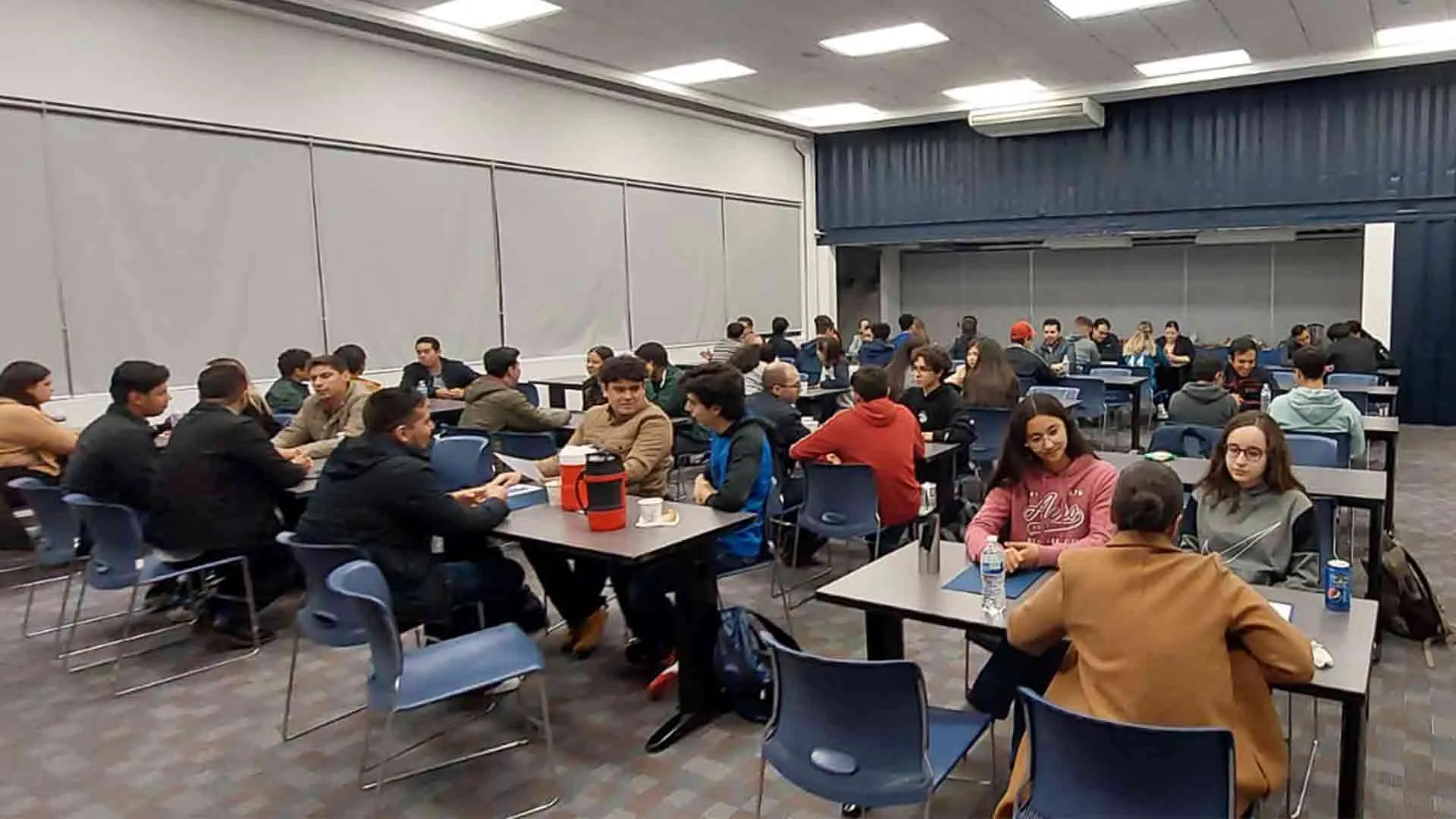 Tec de Monterrey acerca a sus alumnos a la industria Juarense